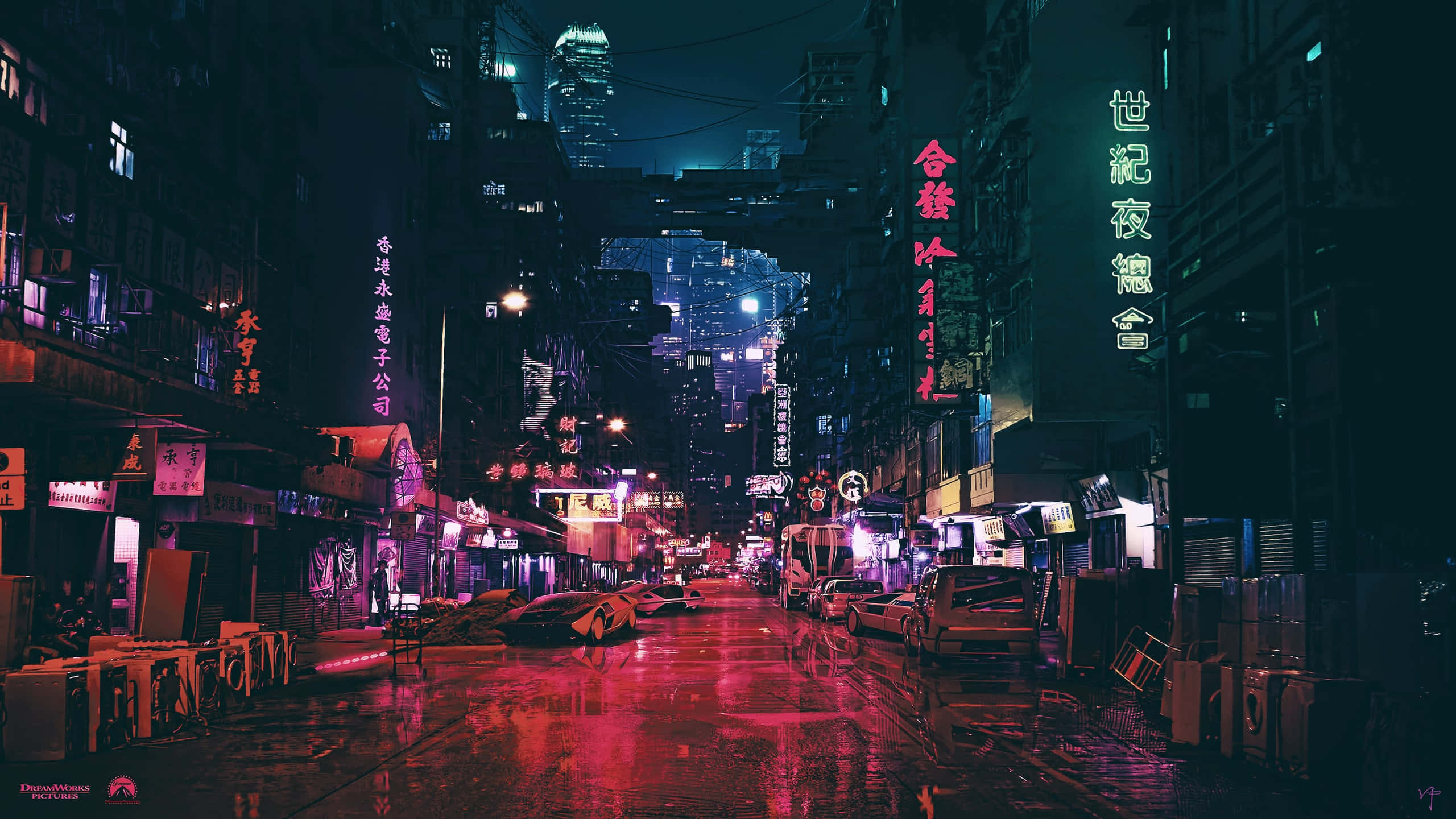 Cyberpunk Aesthetic 桌布 壁紙 — 夜晚一條被霓虹燈照亮的城市小巷，潮濕的路面反射著來自發光招牌和建築物的鮮豔粉紅和藍色燈光。
