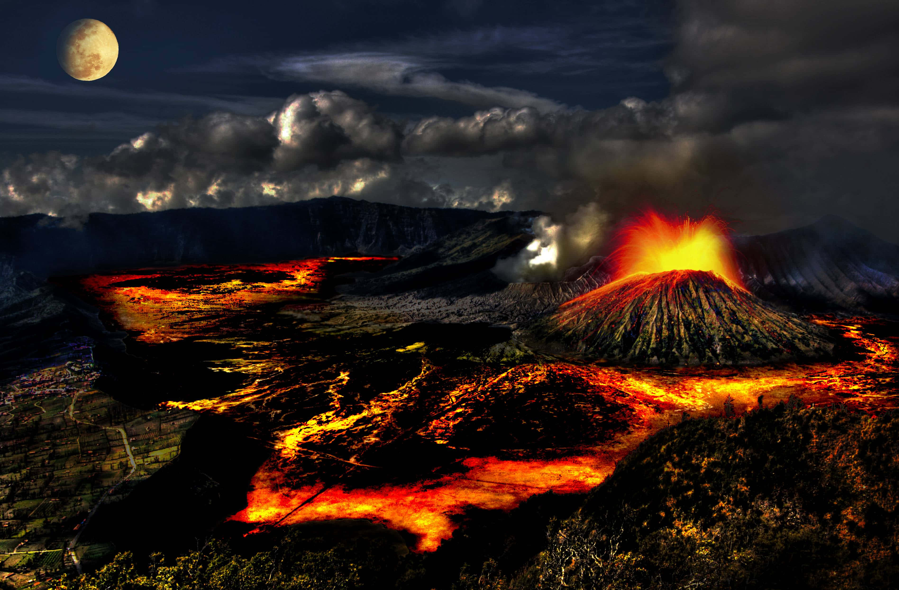 自然 桌布 壁紙 — 夜晚火山爆發，滿月下熔岩流發光，伴隨戲劇性的雲層。