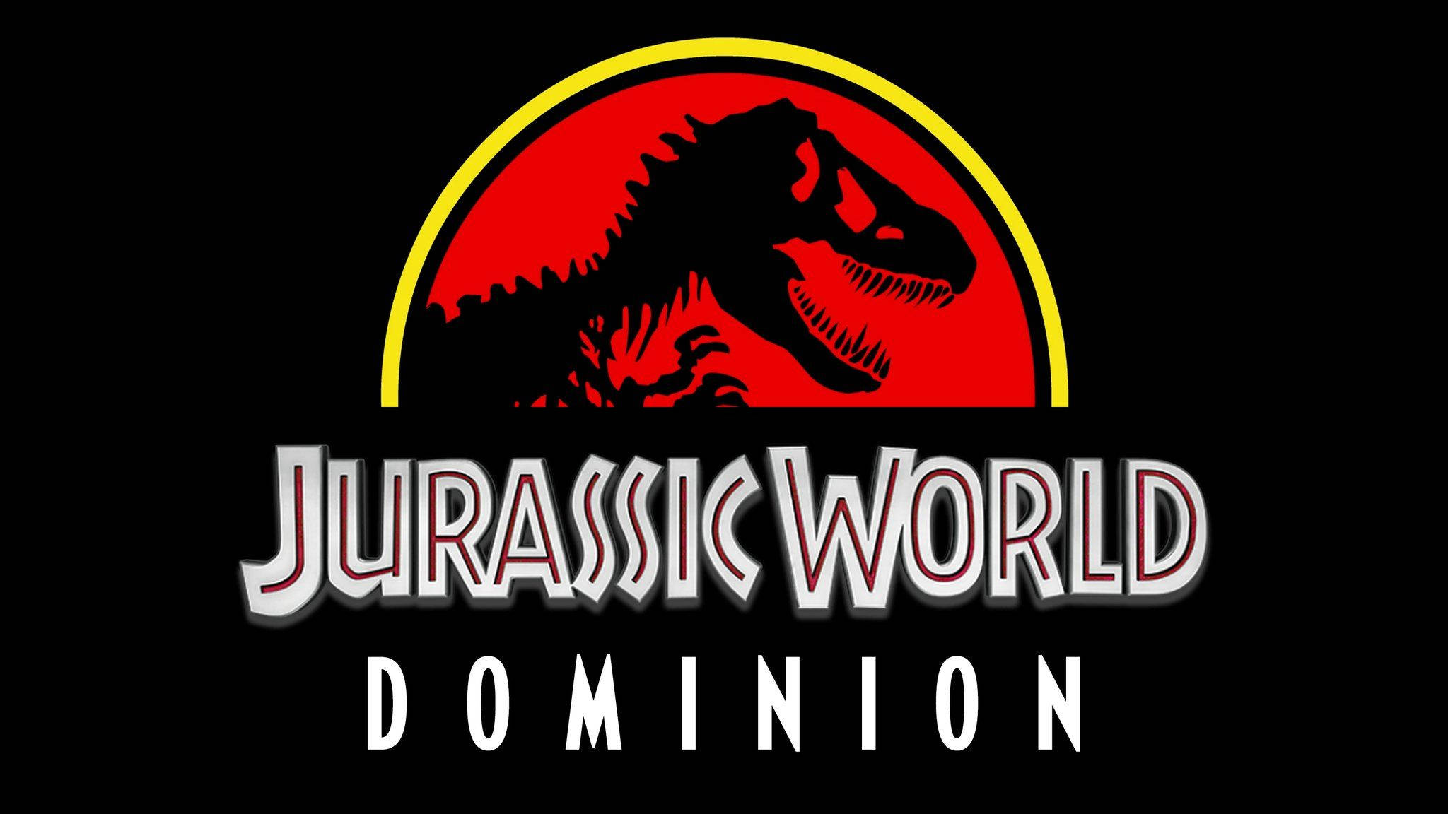 World 桌布 壁紙 — 大膽的Jurassic World Dominion標誌，在黑色背景上，一隻咆哮的T-Rex剪影映襯著帶有黃色邊緣的紅色太陽。