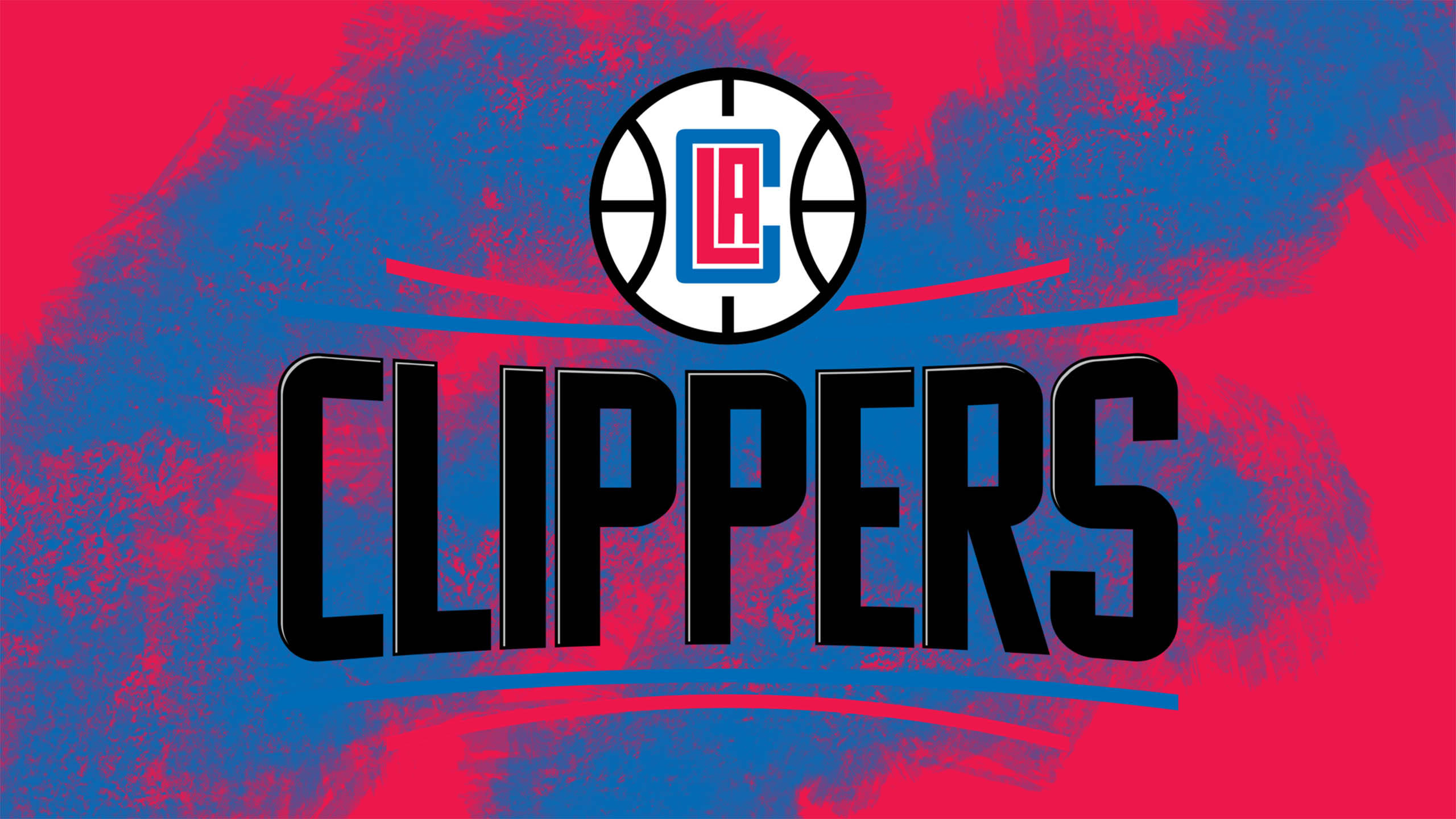 Clippers 桌布 壁紙 — 大膽的LA快艇隊標誌，帶有籃球徽章和黑色隊名，背景為充滿活力的紅藍紋理。