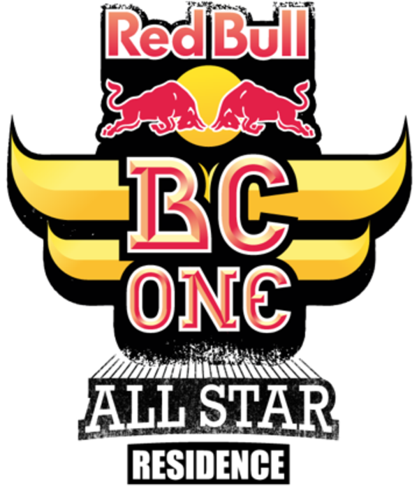 紅牛 桌布 壁紙 — 大膽的Red Bull BC One All Star Residence標誌，帶有紅色公牛、黃色翅膀和粗糙字體，背景為黑色。