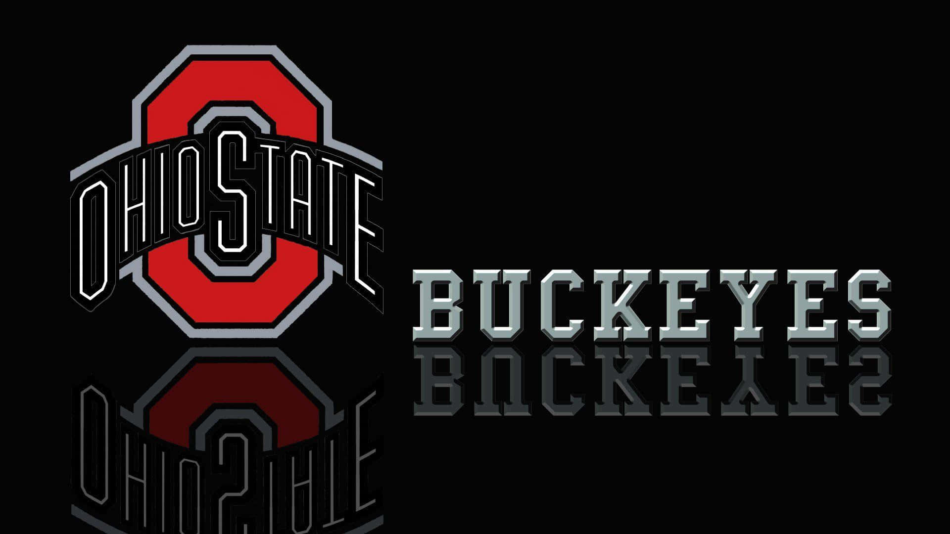 Ohio State Football 桌布 壁紙 — 大膽的俄亥俄州立七葉樹標誌，帶有紅色塊狀O和金屬質感文字，黑色背景帶有反射鏡面效果。