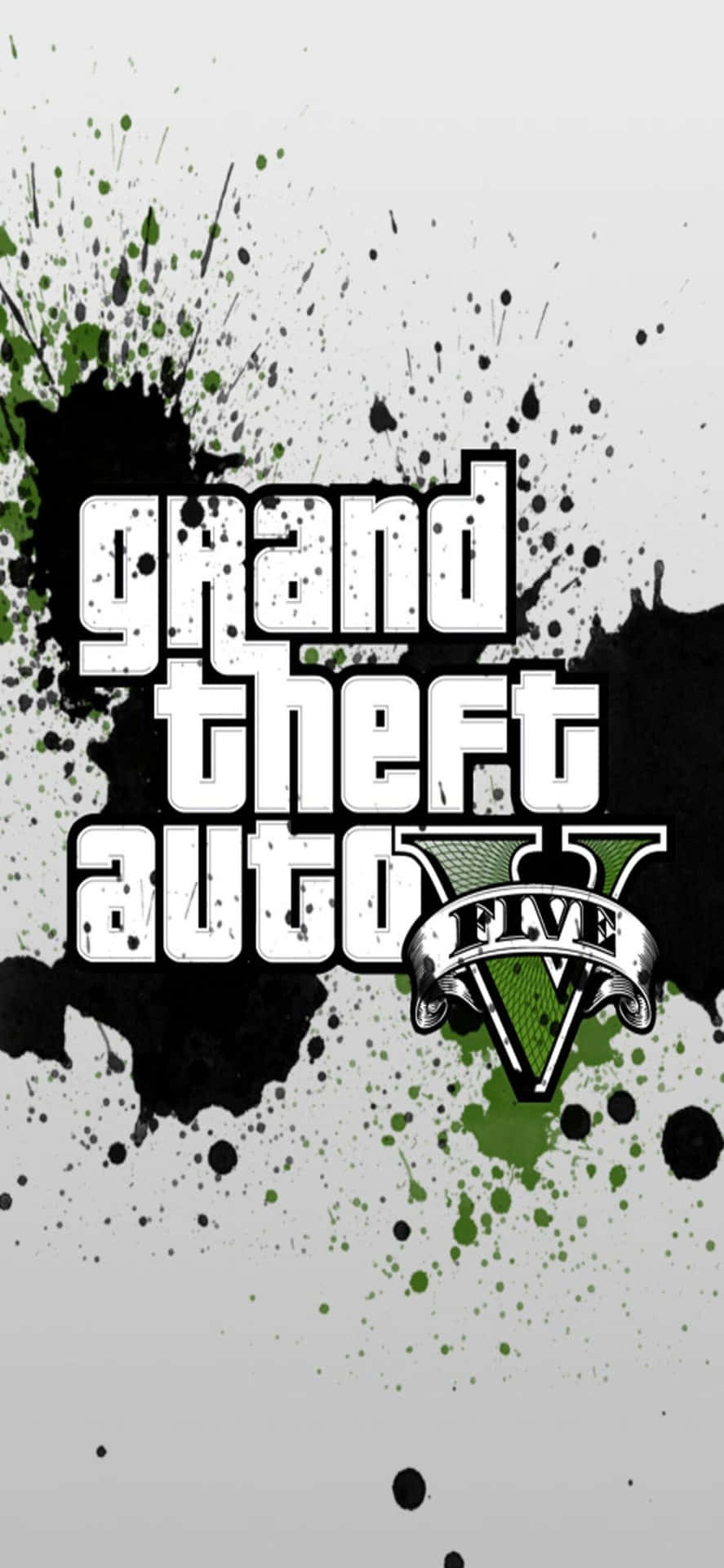 電玩遊戲 桌布 壁紙 — 大膽的塗鴉風格文字寫著 'Grand Theft Auto V'，在淺灰色背景上有黑色和綠色的油漆濺點。