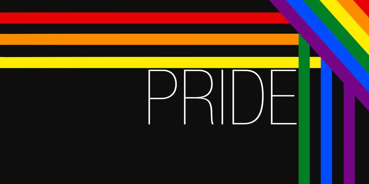 LGBT 桌布 壁紙 — 大膽的彩虹條紋和黑色背景上的白色文字PRIDE，慶祝LGBTQ+驕傲。