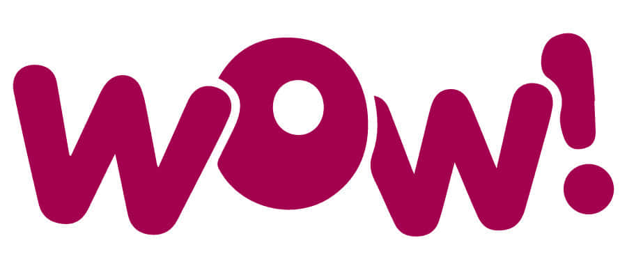 Wow 桌布 壁紙 — 大膽的洋紅色 'WOW!' 文字，採用俏皮圓潤字體，襯以純白背景。