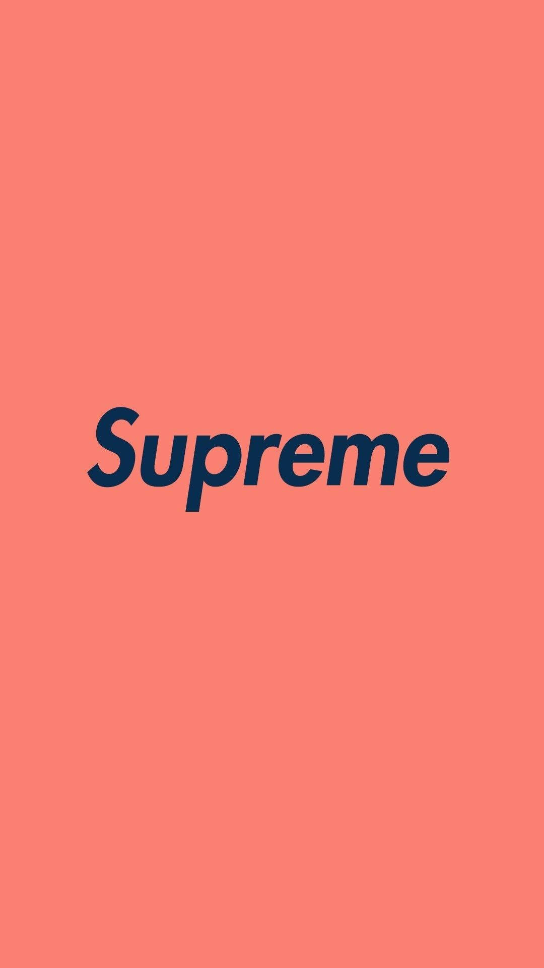 orange supreme 桌布 壁紙 — 大膽的海軍藍 Supreme 標誌居中於純珊瑚粉紅色背景上。