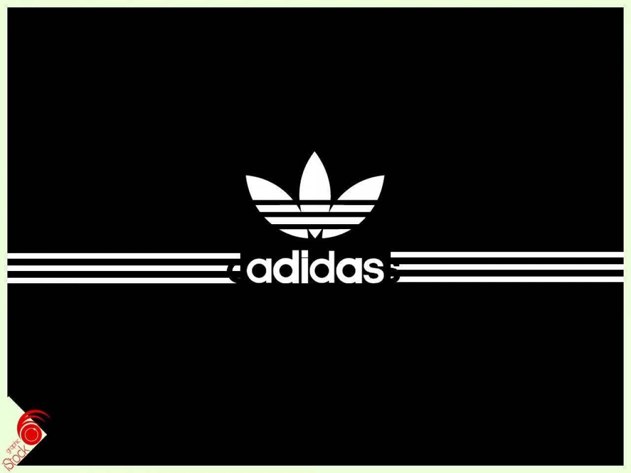 愛迪達 桌布 壁紙 — 大膽的白色adidas標誌，帶有三葉草和條紋，居中在鮮明的黑色背景上。