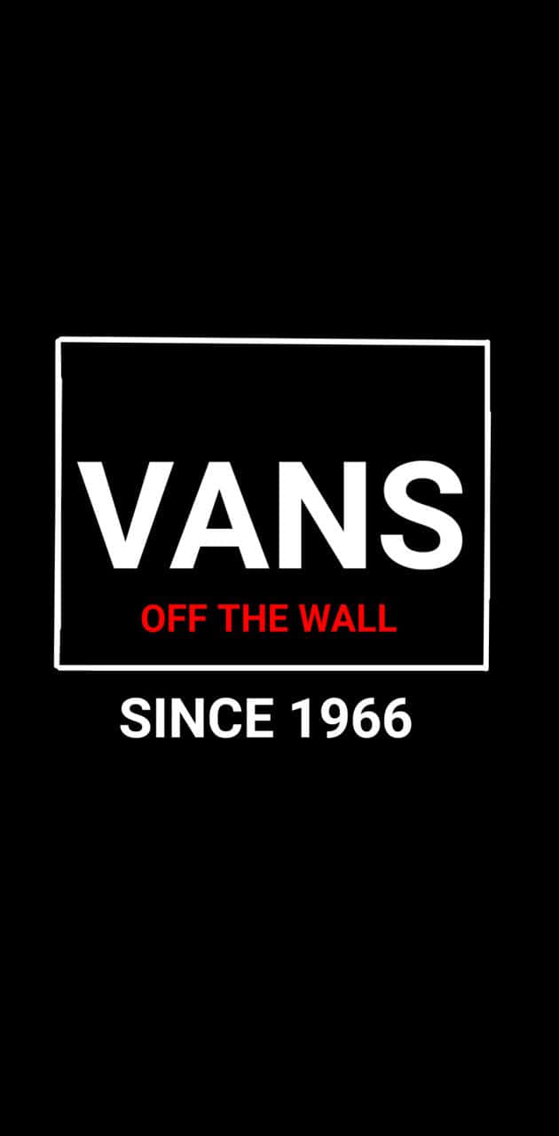 桌布 壁紙 — 大膽的白色和紅色Vans標誌，帶有「Off The Wall」和「Since 1966」文字，居中在純黑色背景上。