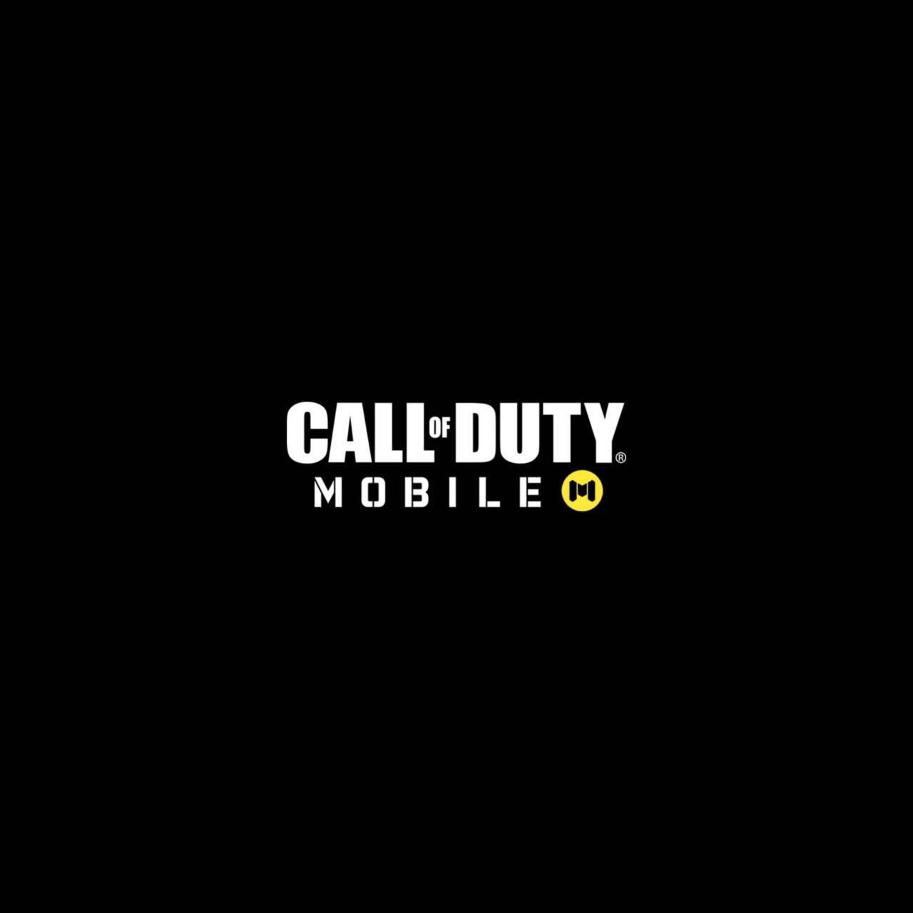 Call 桌布 壁紙 — 大膽的白色和黃色 Call of Duty Mobile 標誌，居中在純黑色背景上。