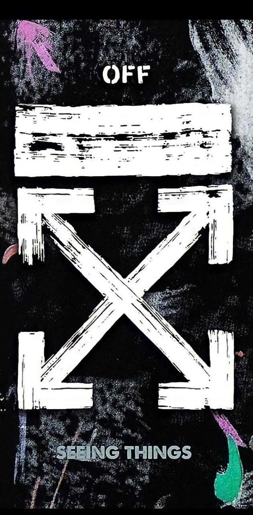 Off White iPhone 桌布 壁紙 — 大膽的白色箭頭橫跨粗糙的黑色背景，帶有紫色和綠色油漆的飛濺，以及 OFF 和 SEEING THINGS 的字樣。