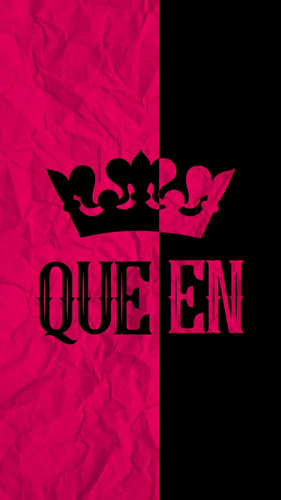 queen girly 桌布 壁紙 — 大膽的粉紅和黑色分割壁紙，帶有皇冠和單詞 queen，以對比字體顯示在皺紙紋理上。