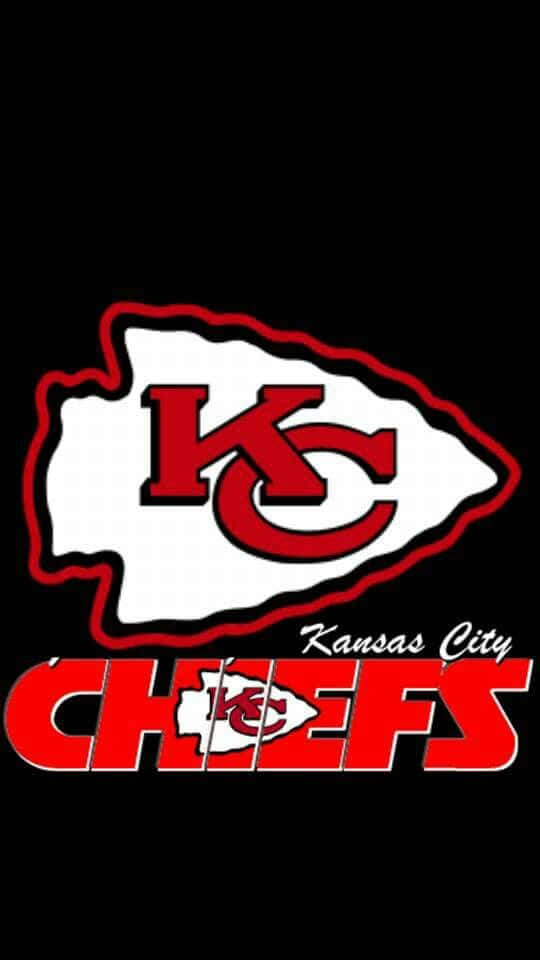 桌布 壁紙 — 大膽的紅白 Kansas City Chiefs 標誌，箭頭形狀，純黑色背景。