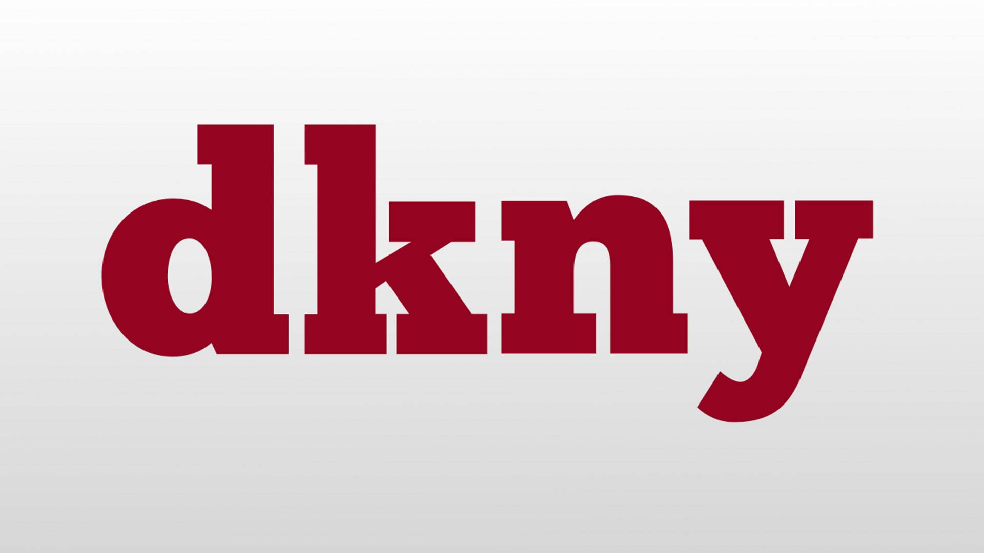 品牌 桌布 壁紙 — 大膽的紅色 dkny 標誌居中於柔和的灰色漸變背景上。
