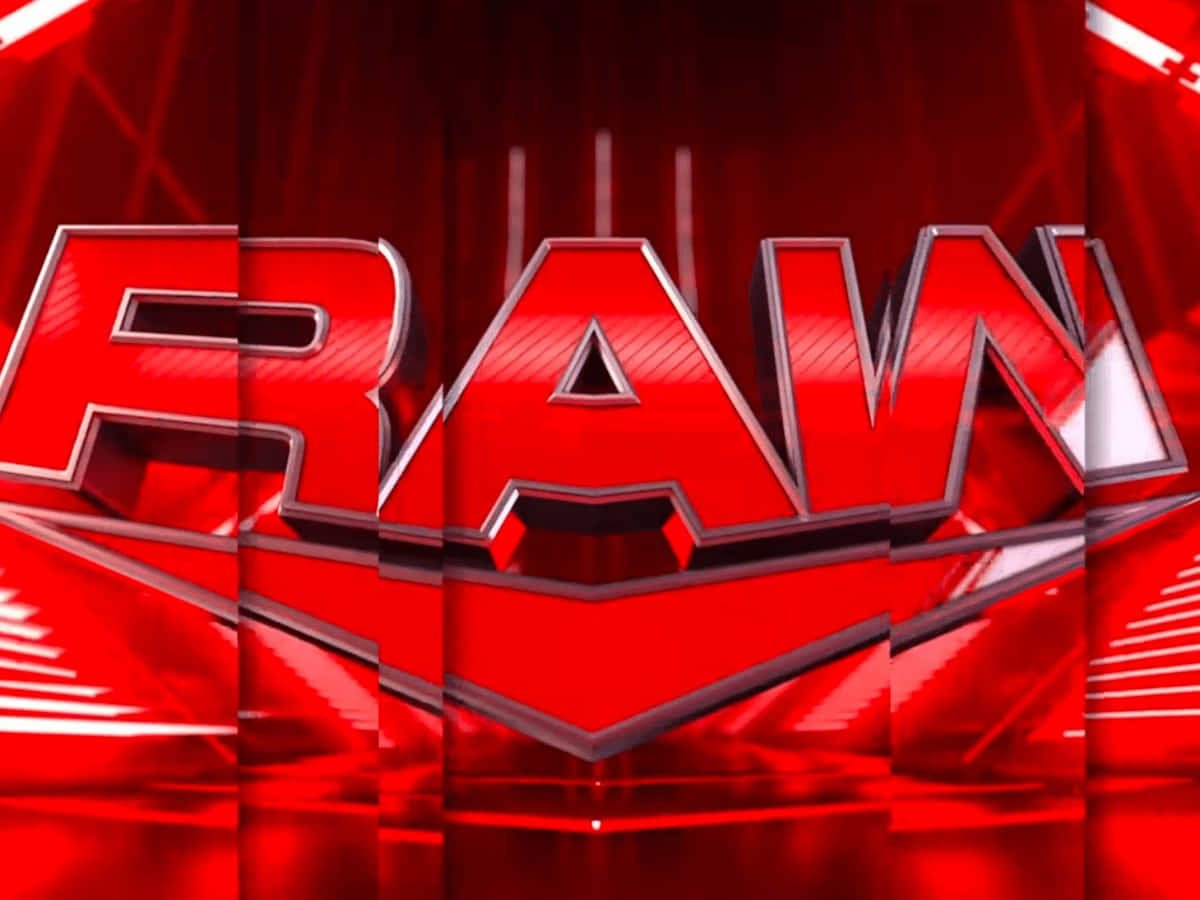 WWE 桌布 壁紙 — 大膽的紅色3D RAW標誌在反光的紅色幾何背景上閃耀著金屬光澤。