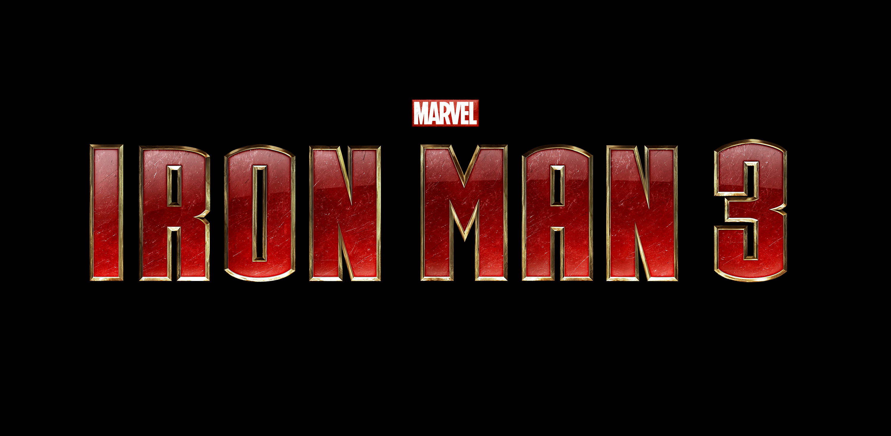 Iron Man Logo 桌布 壁紙 — 大膽的紅色和金色「鋼鐵人3」標題，Marvel 標誌居中，黑色背景。