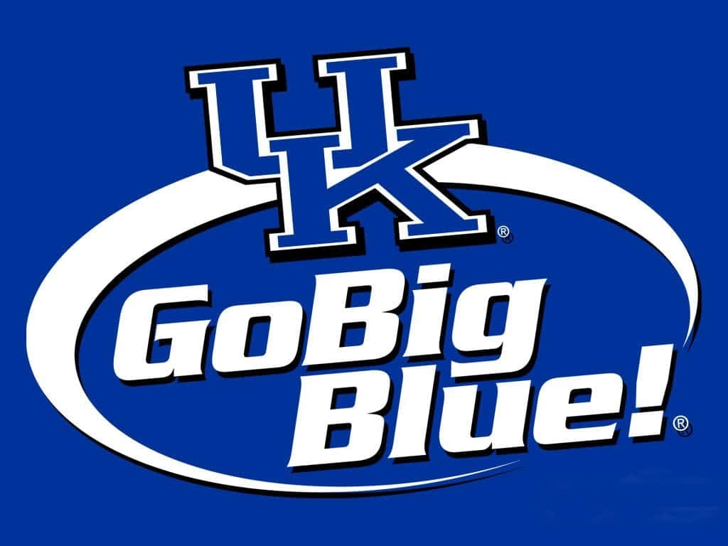 標誌 桌布 壁紙 — 大膽的藍白 UK Go Big Blue 標誌，帶有風格化字母和曲線，位於純藍色背景上。
