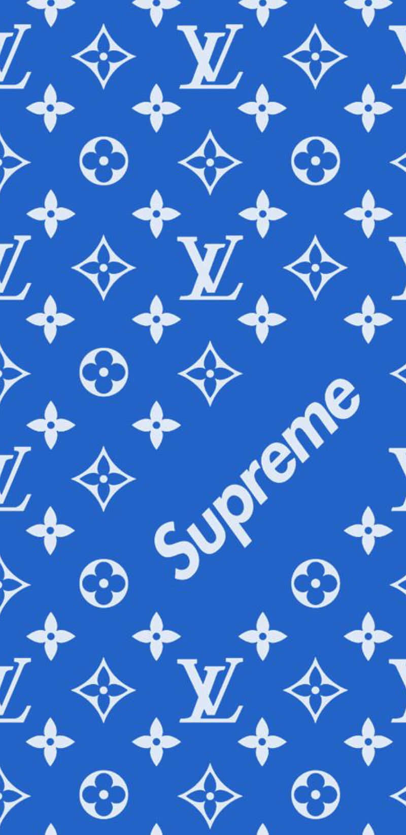 blue supreme 桌布 壁紙 — 大膽的藍色壁紙，帶有重複的白色 Louis Vuitton 字母組合和對角 Supreme 標誌。