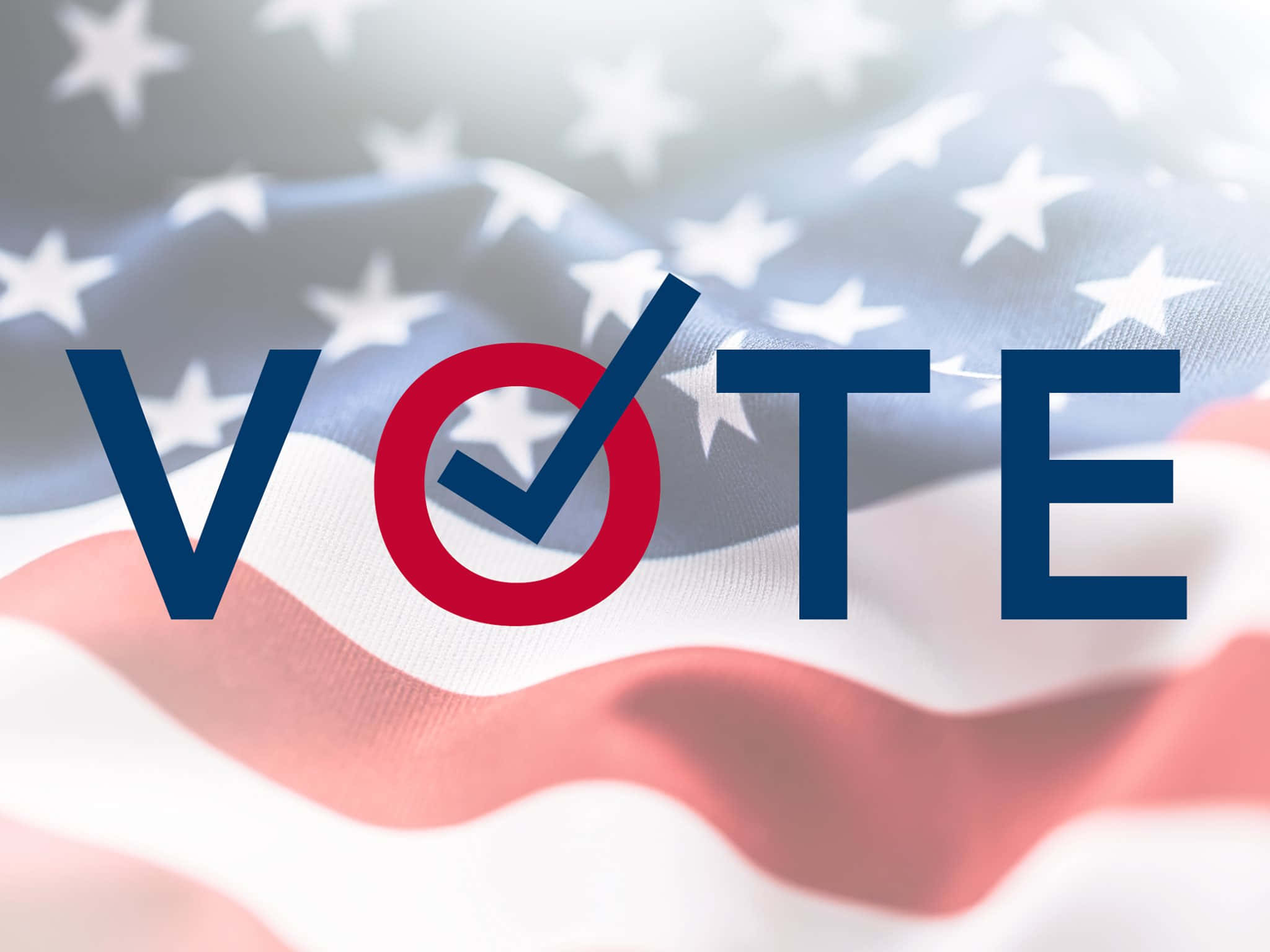 Election 桌布 壁紙 — 大膽的藍色投票文字配上紅色勾號，疊加在背景中輕柔模糊飄揚的美國國旗上。