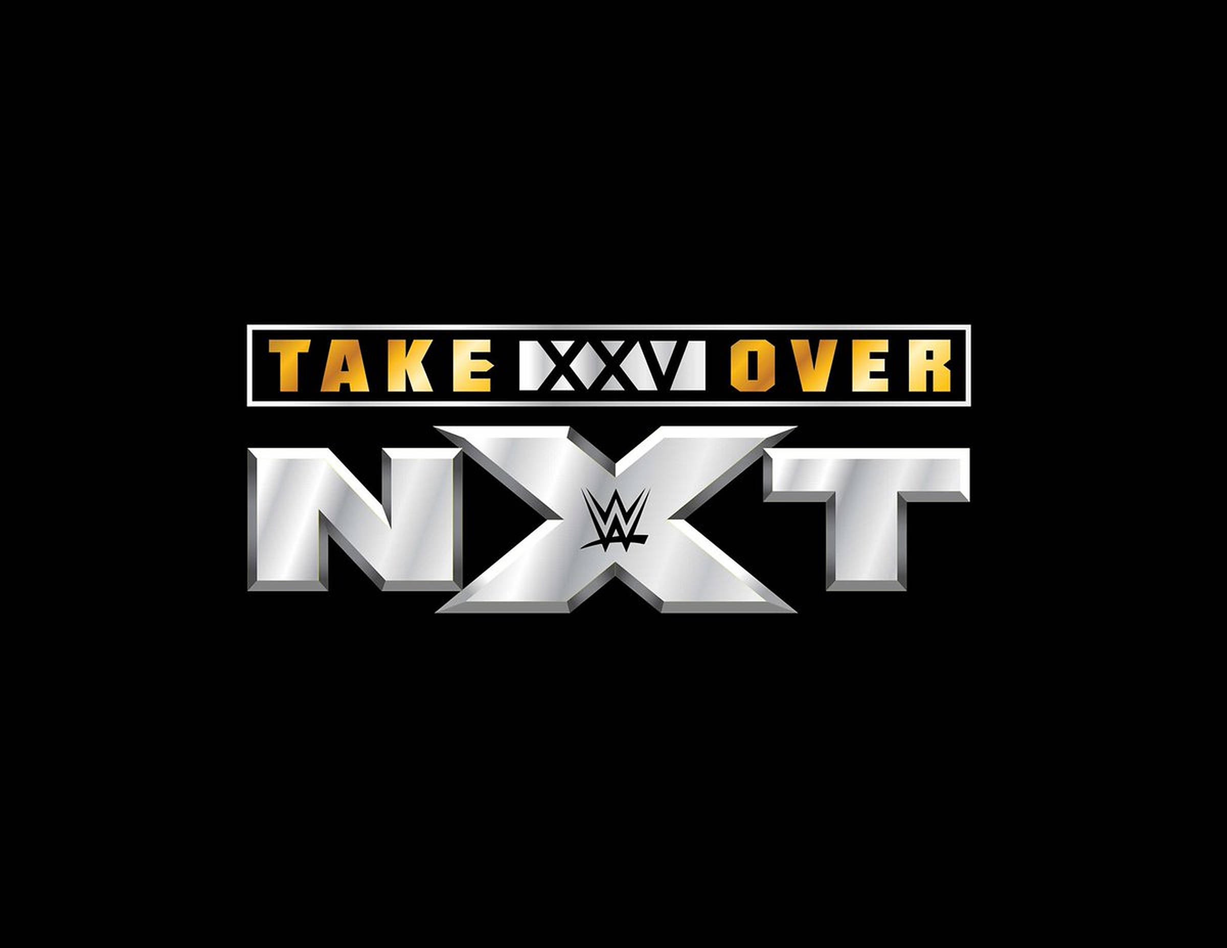 nxt 桌布 壁紙 — 大膽的金屬質感WWE NXT Takeover標誌，金色和銀色文字在黑色背景上。