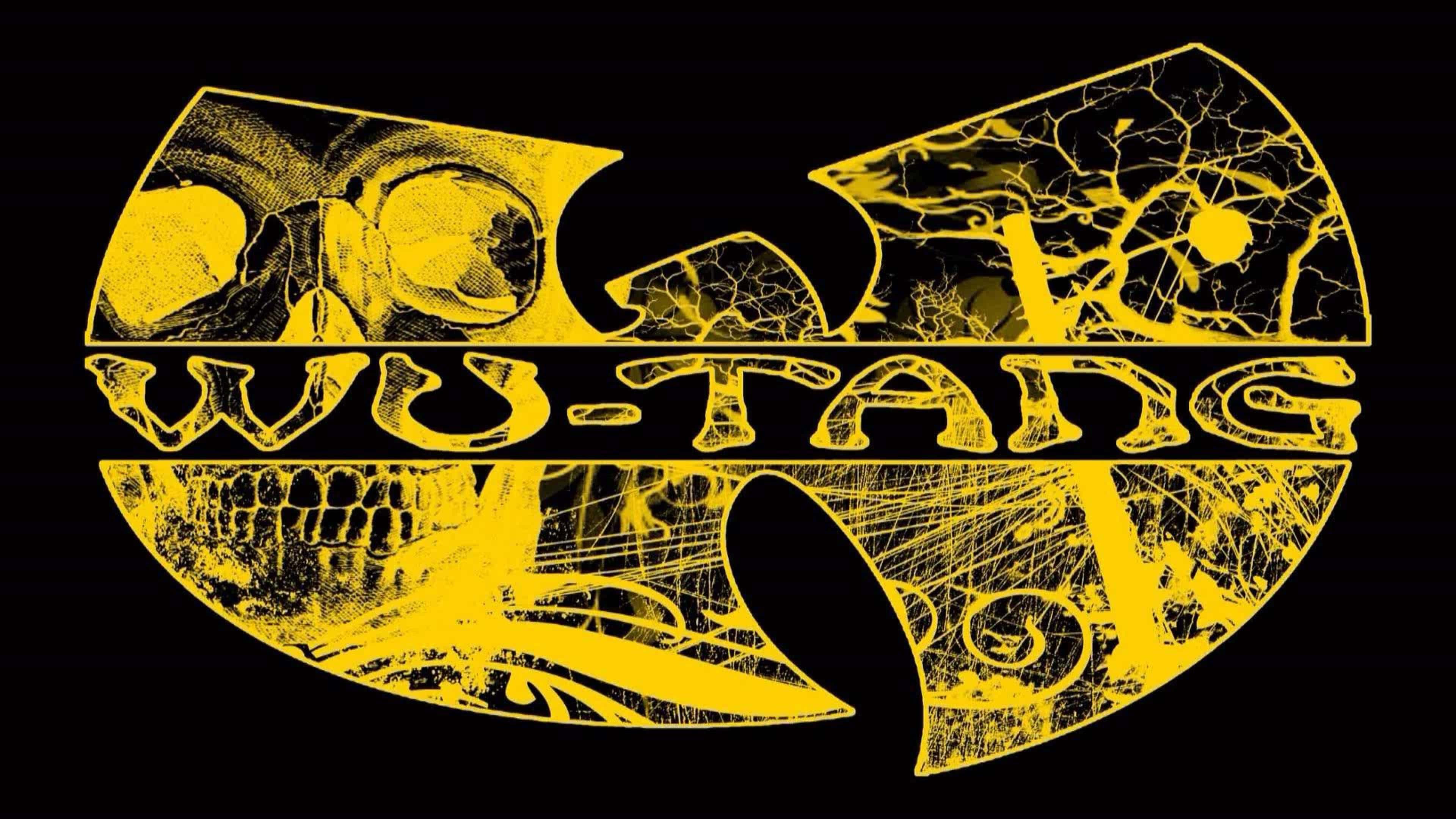 hiphop 桌布 壁紙 — 大膽的黃色Wu-Tang Clan標誌，帶有裂紋頭骨和部落圖案，黑色背景。