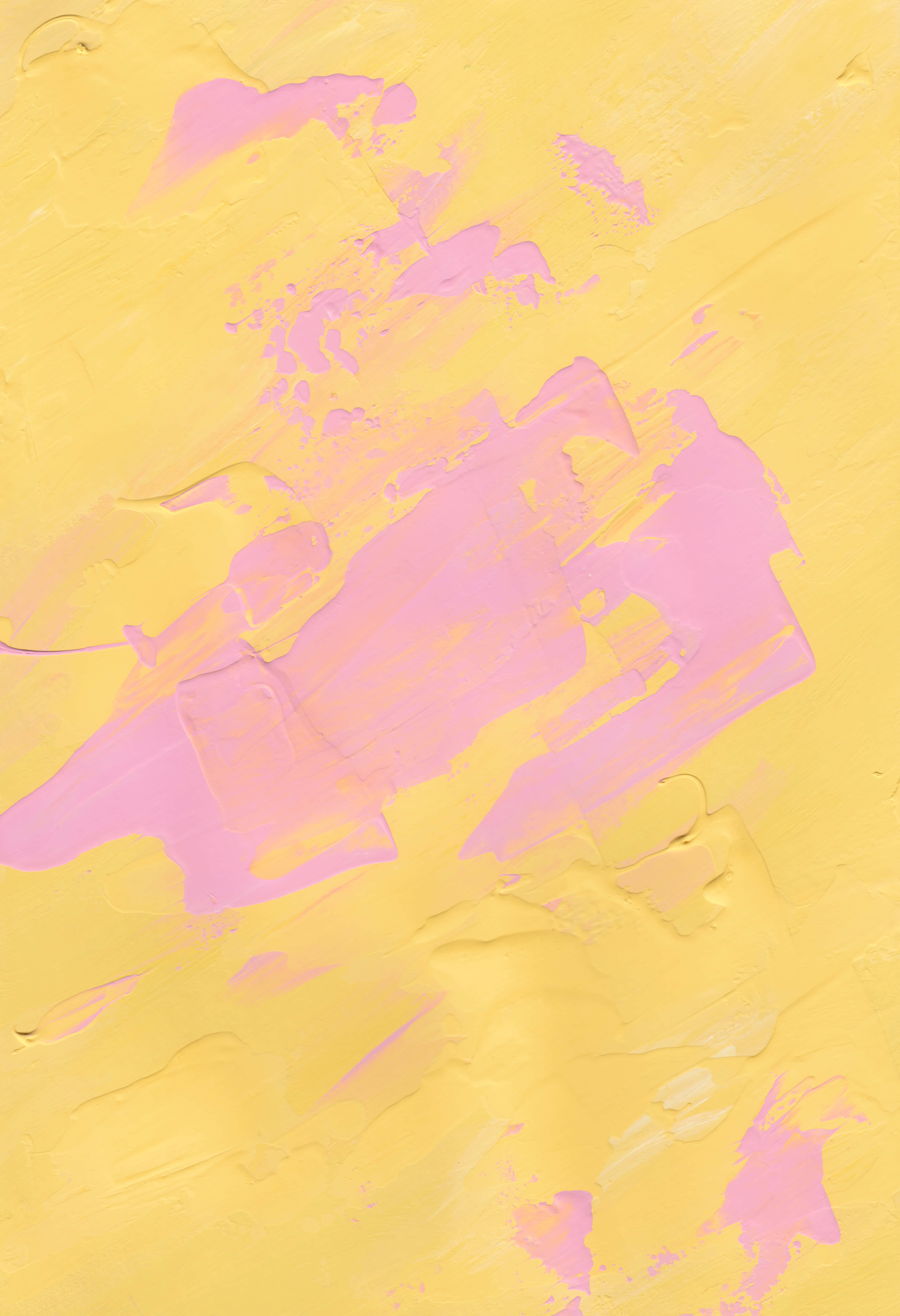 Pastel Pink And Yellow 桌布 壁紙 — 大膽的黃色和粉紅色油漆筆觸，以厚塗技法創造出紋理豐富的抽象畫布。