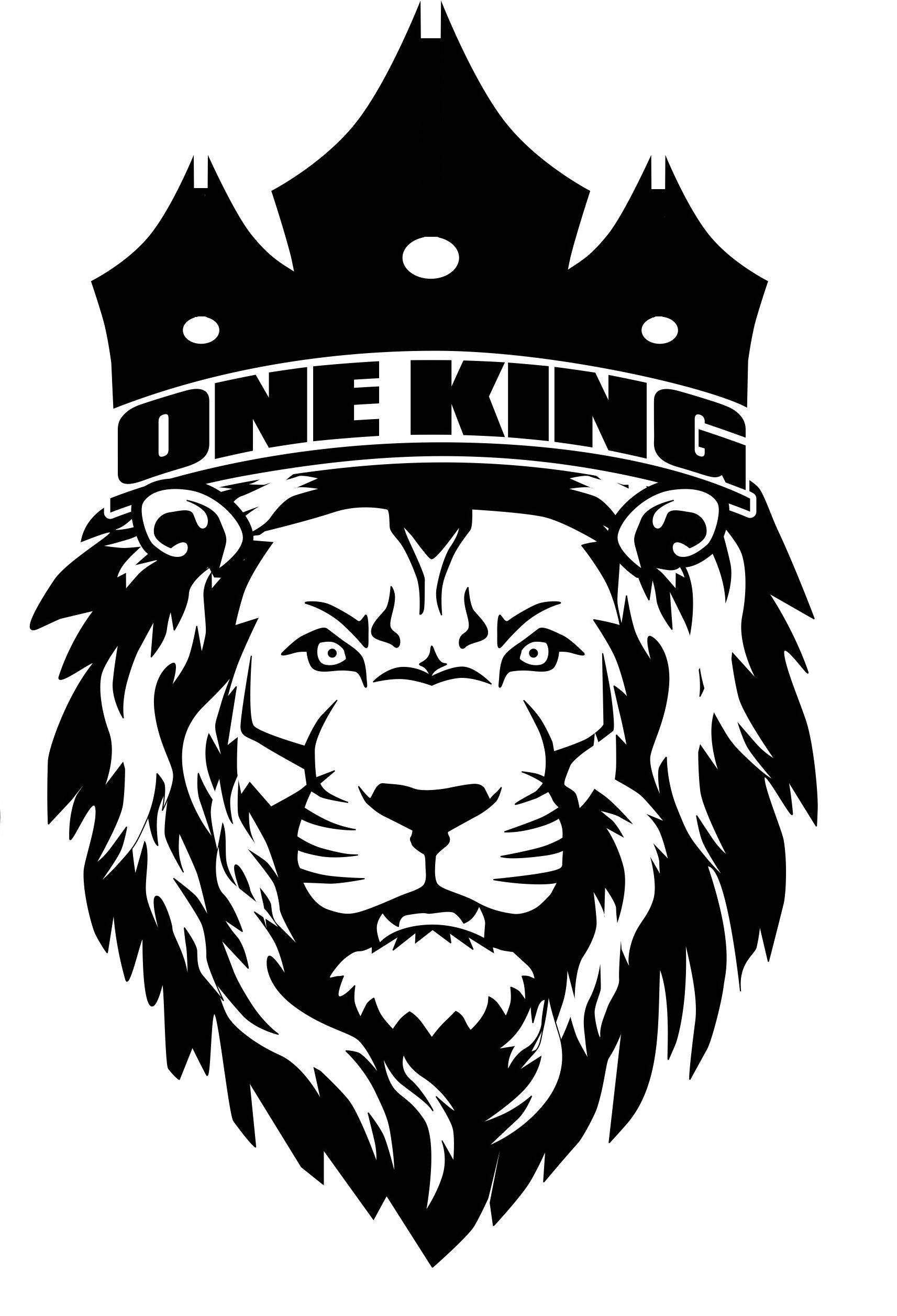 king logo 桌布 壁紙 — 大膽的黑白獅子頭戴皇冠圖案，附有文字 one king。
