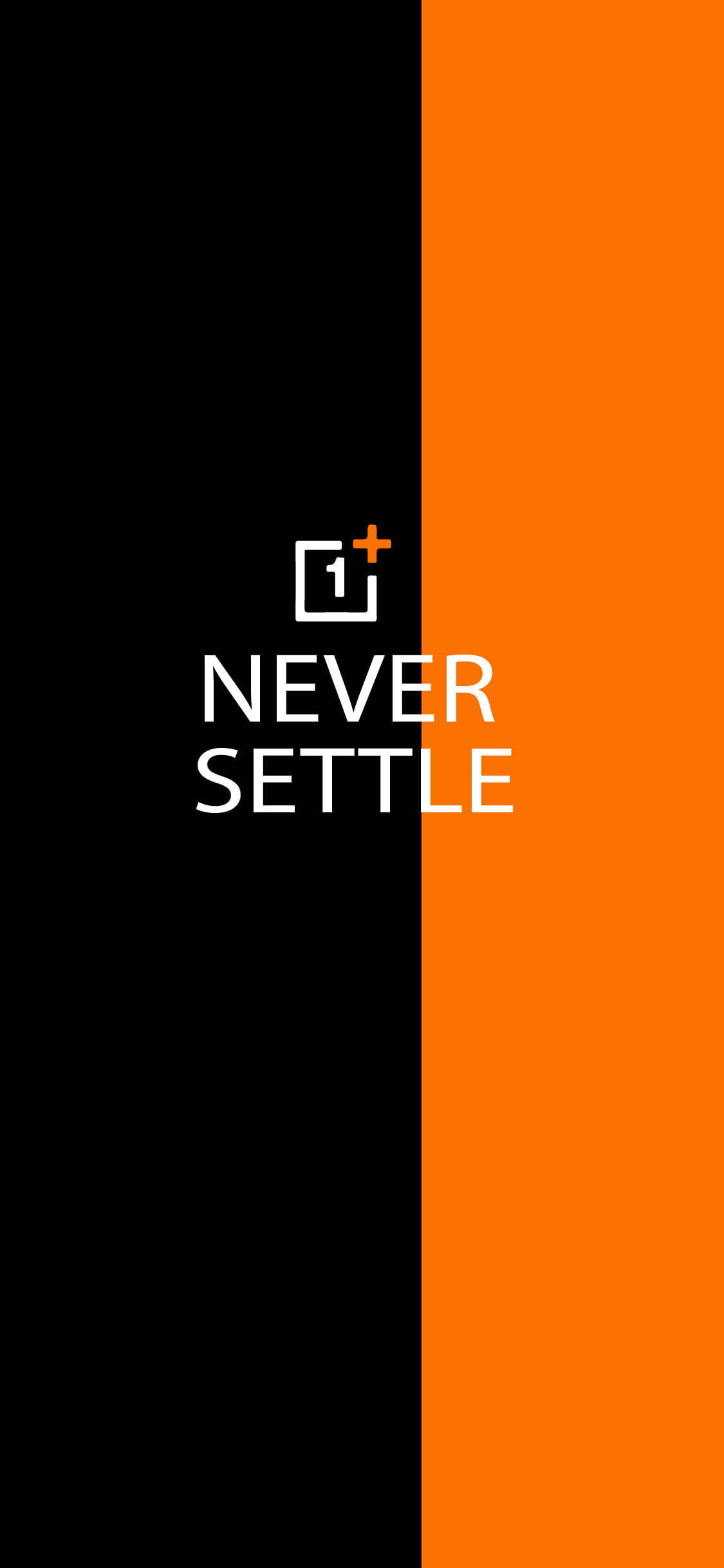 橘色 桌布 壁紙 — 大膽的黑色和橙色垂直分割，帶有白色文字 never settle 和一個標誌。