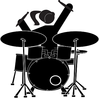 女孩打鼓剪影