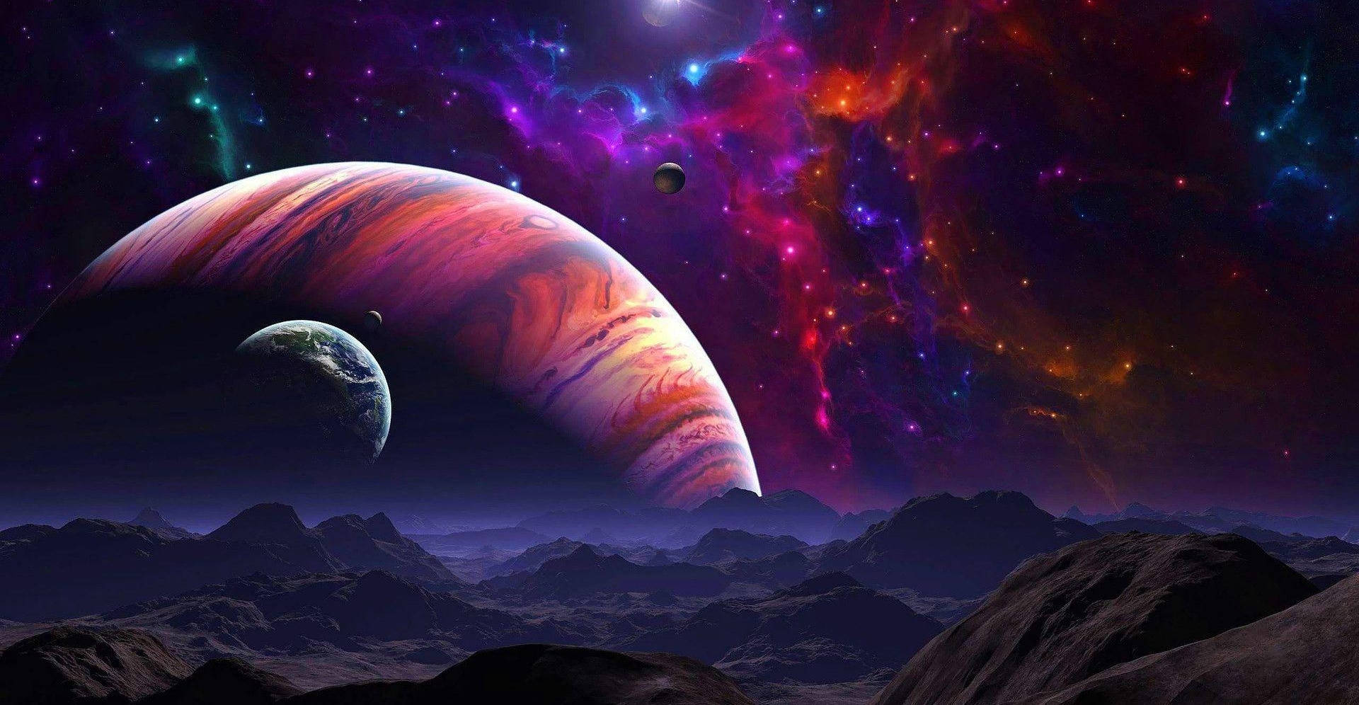 Stars 桌布 壁紙 — 宇宙景觀顯示一個充滿活力的星雲和一顆巨大的行星，籠罩在崎嶇的外星山脈之上，星空閃爍。
