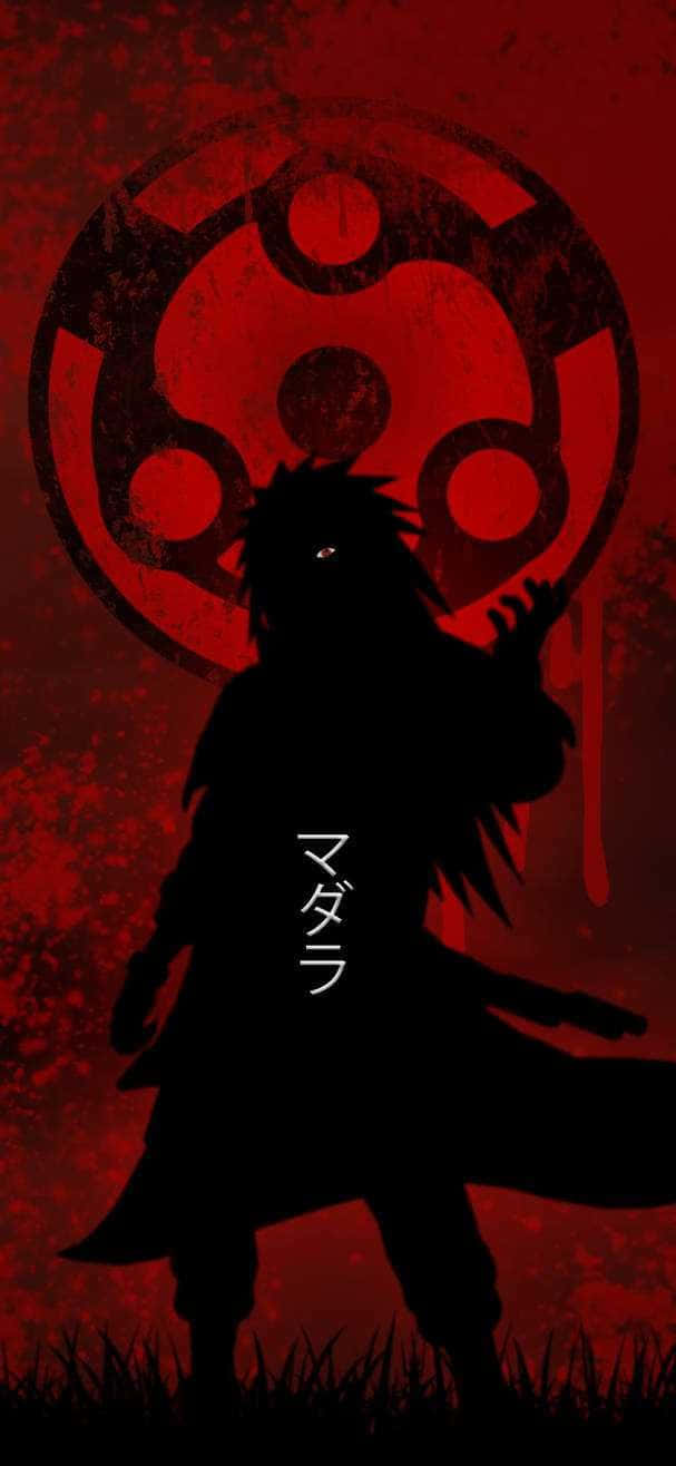 Uchiha Clan 桌布 壁紙 — 宇智波斑的剪影站在發光的紅色輪迴眼符號前，背景為血紅色紋理。