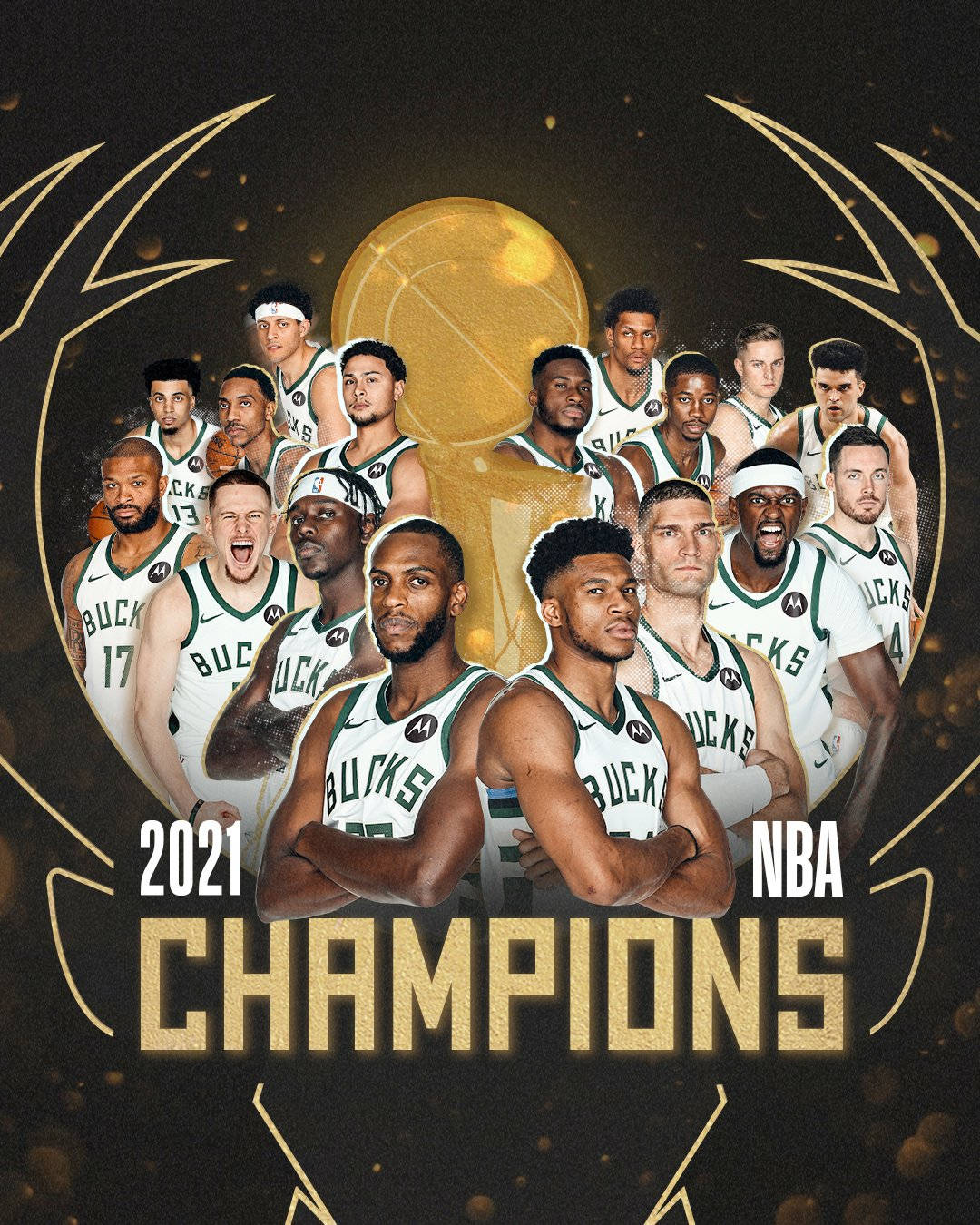 Bucks 桌布 壁紙 — 密爾瓦基公鹿隊 2021 NBA 冠軍團隊肖像，金色獎盃和粗體文字，深色背景。