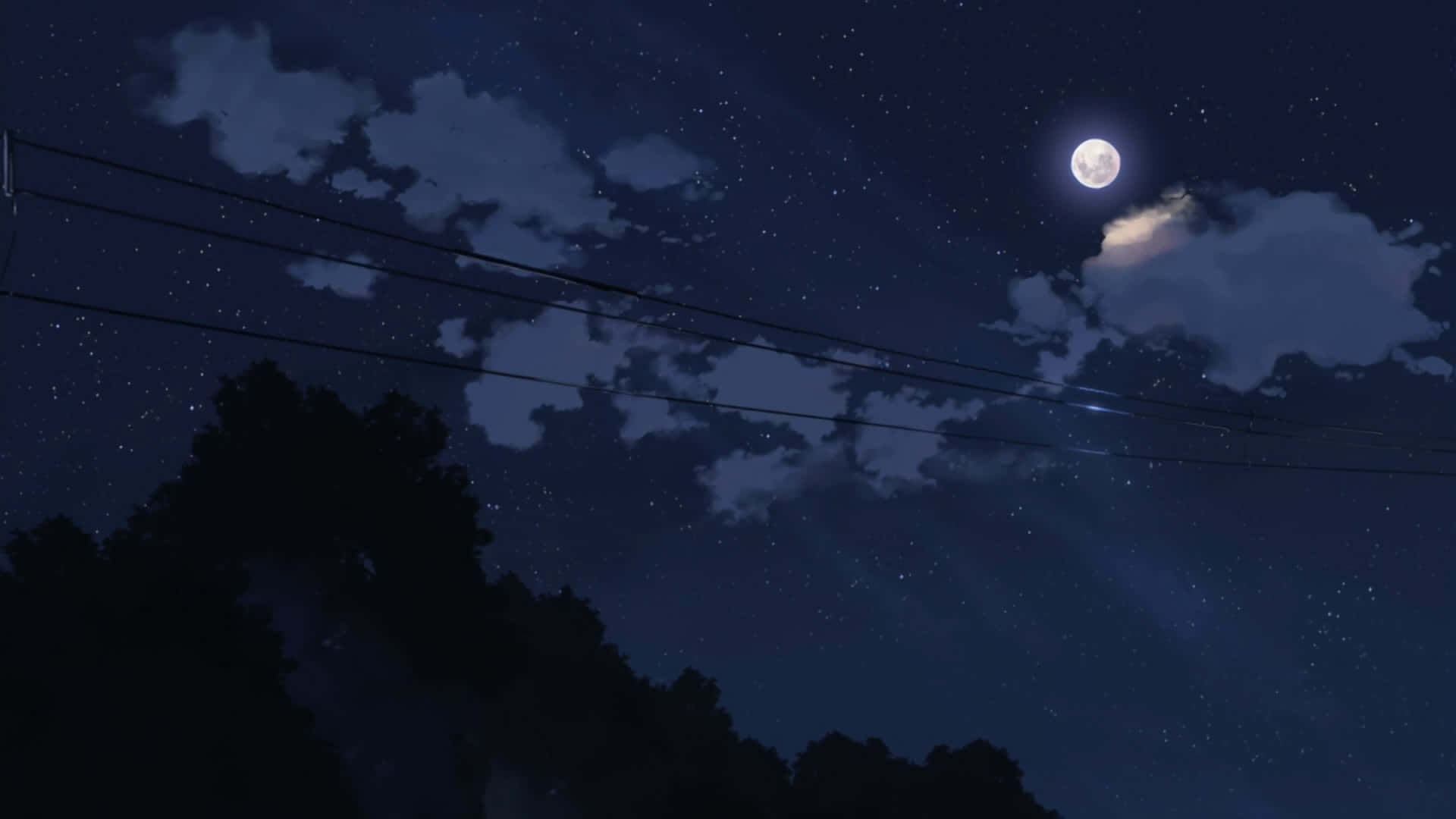 Night Anime 桌布 壁紙 — 寧靜夜空，明亮的月亮和散落的雲朵，襯托著深色樹木剪影和電線。