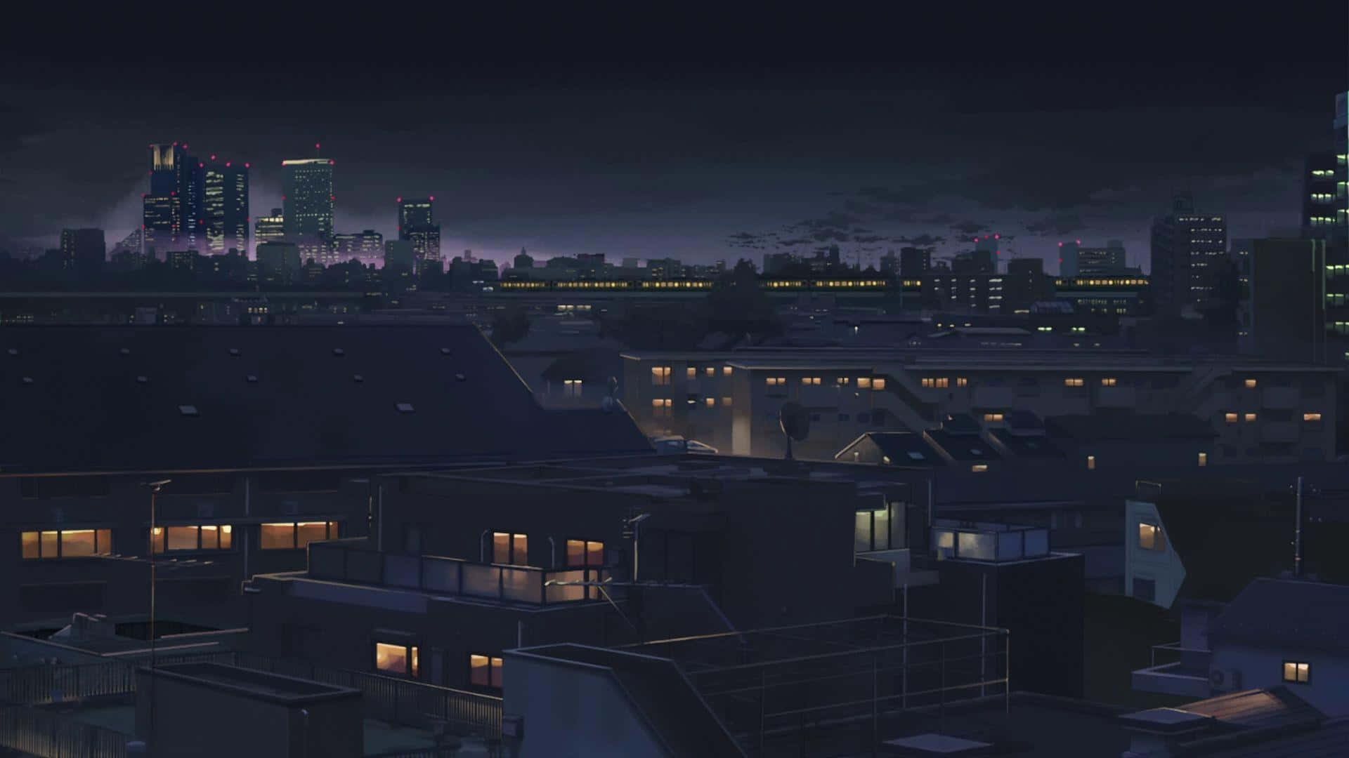 秒速5公分 桌布 壁紙 — 寧靜的夜景，住宅樓宇的窗戶發光，遠處的摩天大樓在深紫色天空下。