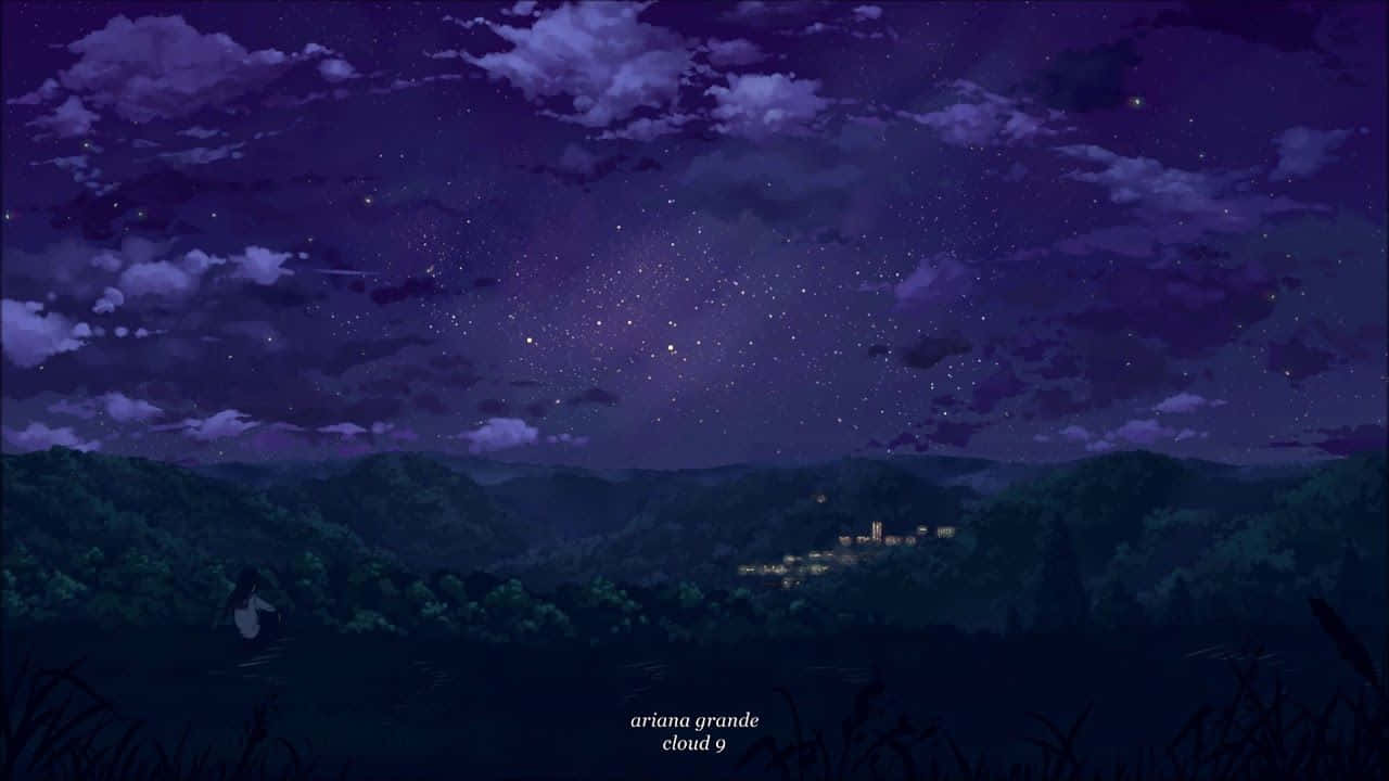 Ariana Grande Aesthetic 桌布 壁紙 — 寧靜的夜景，繁星點點的紫色天空下，遠方村莊依偎在深綠色山丘中。