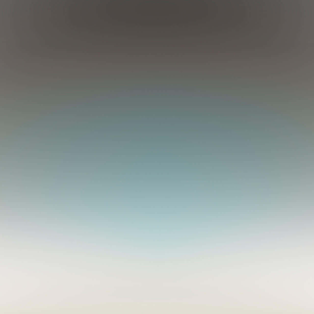Grey Gradient 桌布 壁紙 — 寧靜的漸變天空，從深灰色過渡到柔和青綠色和淡奶油色。