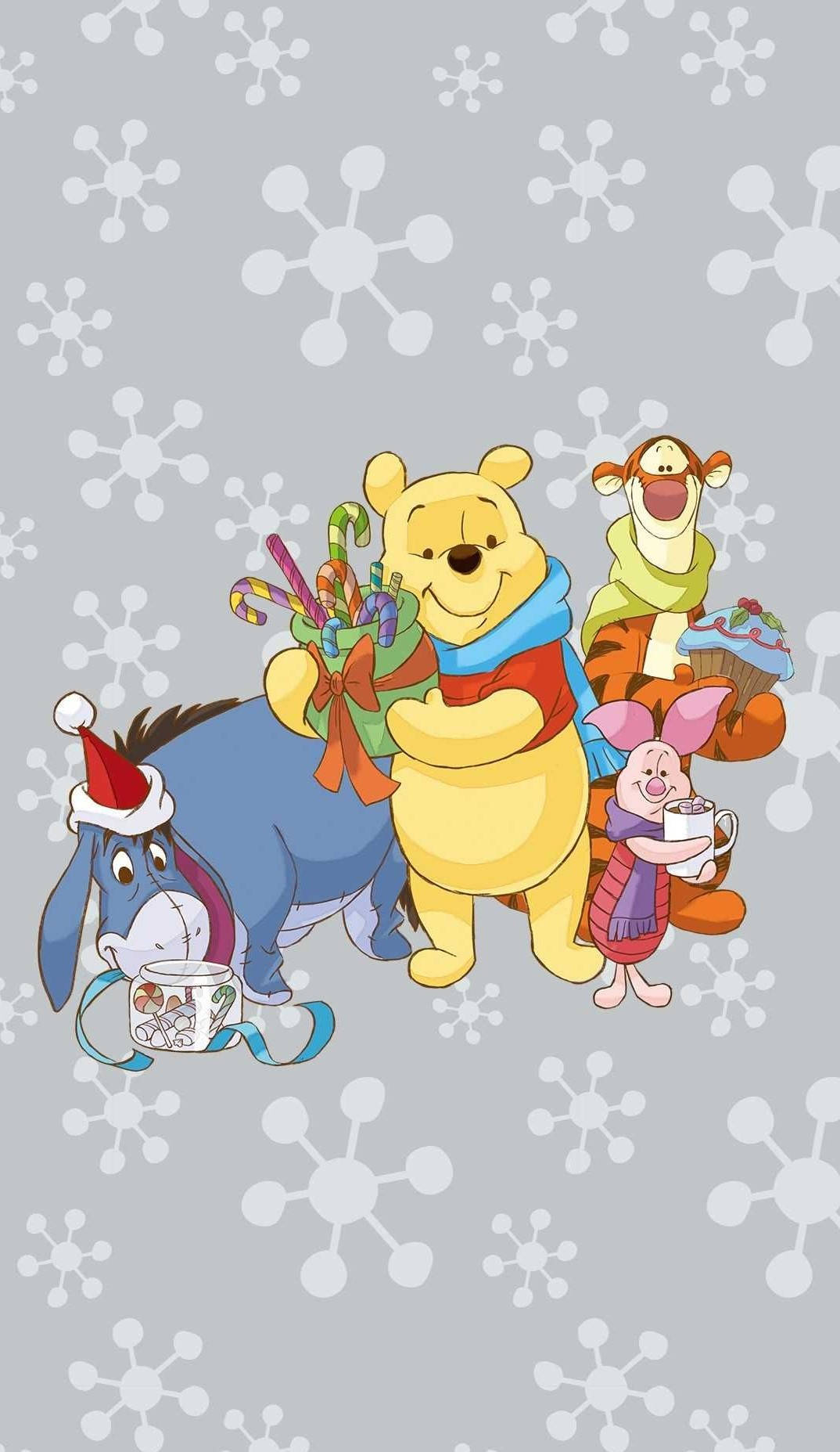 winnie the pooh 桌布 壁紙 — 小熊維尼和朋友們穿著節日服裝，在雪白的灰色背景前拿著零食。
