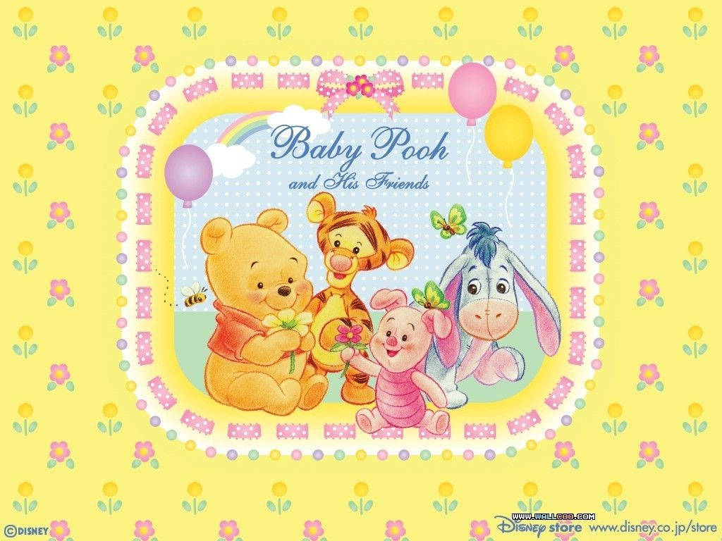 winnie the pooh 桌布 壁紙 — 小熊維尼寶寶和朋友們在一個歡樂的裱框場景中溫暖地微笑，背景是黃色花卉圖案，有氣球和花朵。