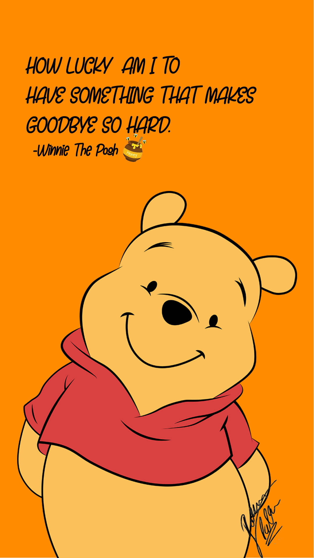 winnie the pooh 桌布 壁紙 — 小熊維尼穿著紅色襯衫，在純橙色背景上溫暖地微笑，上方有一句語錄。