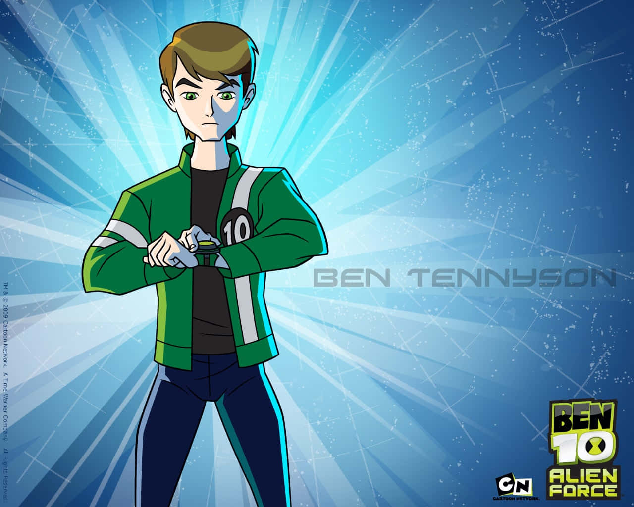 Ben 10 桌布 壁紙 — 少年英雄班·天尼遜自信地穿著綠色外套，站在動態藍色放射背景前。