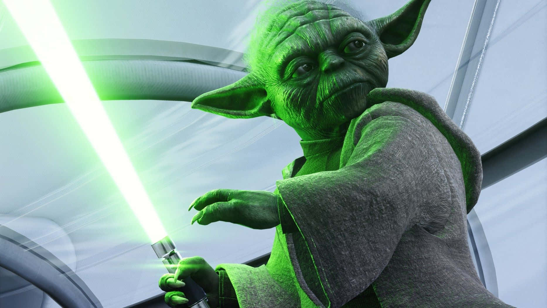 Yoda 桌布 壁紙 — 尤達在一個未來風格的駕駛艙中，手持發光的綠色光劍，周圍是金屬曲線和明亮燈光。