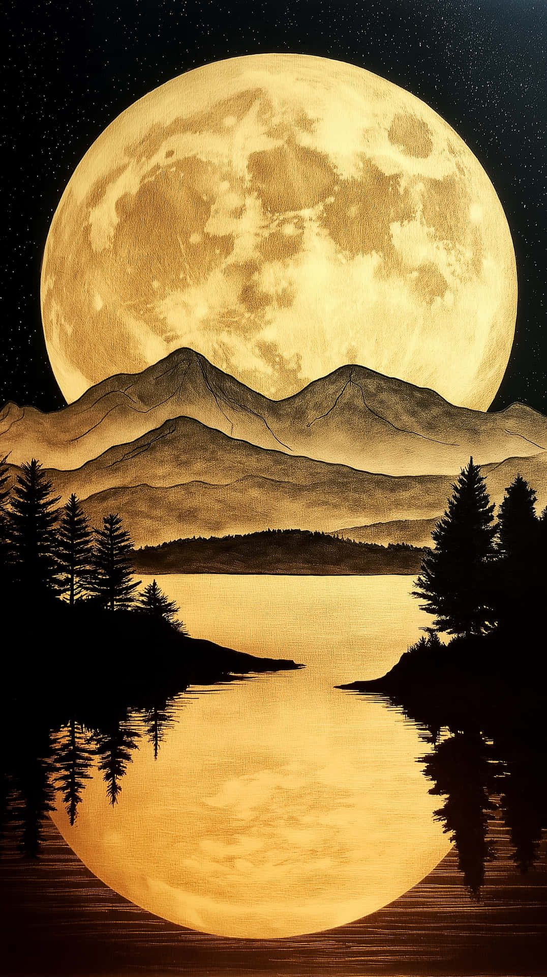 A golden full moon casting threads of radiant light over mountains and lake 壁紙 — 巨大的金色滿月在山峰後升起，將光芒投射在平靜的湖面上，襯托著松樹剪影和星空。