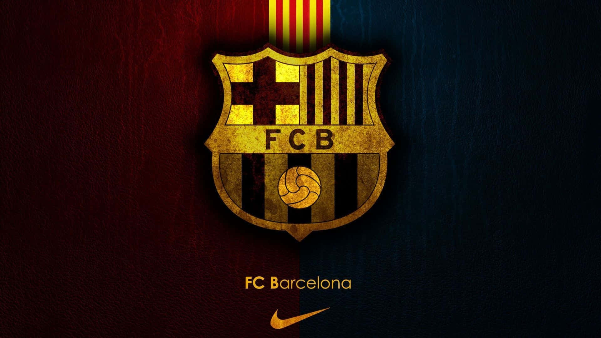 Fc Barcelona Desktop 桌布 壁紙 — 巴塞隆納足球俱樂部徽章以金色和黑色條紋為中心，置於帶有紋理的紅藍漸變背景上，下方有Nike標誌。