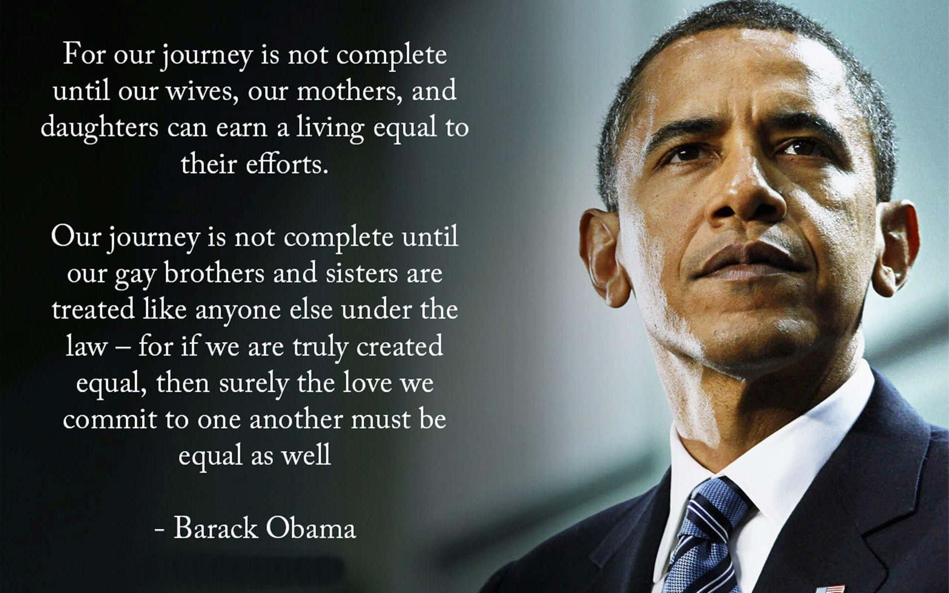 Barack Obama 桌布 壁紙 — 巴拉克·歐巴馬身穿西裝，在黑暗背景上仰望，旁邊是關於平等和正義的名言。