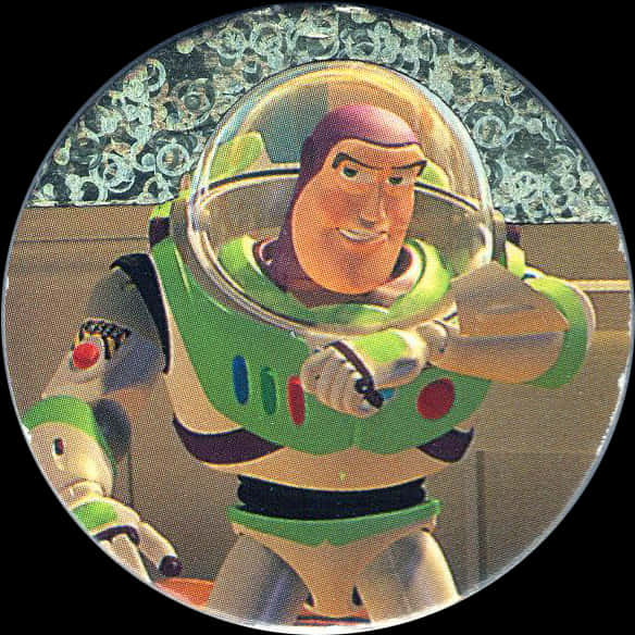 Toy Story Characters 桌布 壁紙 — 巴斯光年穿著標誌性的綠色和白色太空服，在帶有華麗銀色背景的圓形框架內自信地微笑。