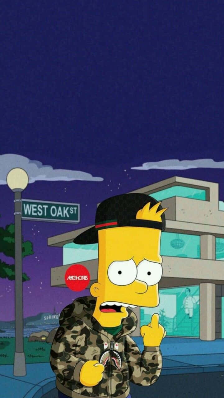 桌布 壁紙 — 巴特·辛普森穿著迷彩連帽衫和黑色帽子，夜晚站在街角，表情驚訝地向上指著。