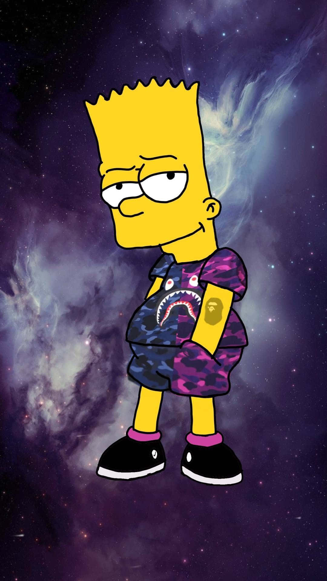 桌布 壁紙 — 巴特·辛普森自信地站在充滿活力的宇宙星雲中，穿著帶有鯊魚和BAPE標誌的紫色迷彩服。