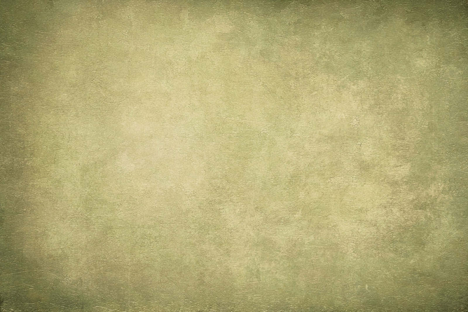 Earth Tone 桌布 壁紙 — 帶有斑駁橄欖色和米色色調及微妙漸變效果的紋理復古羊皮紙背景。