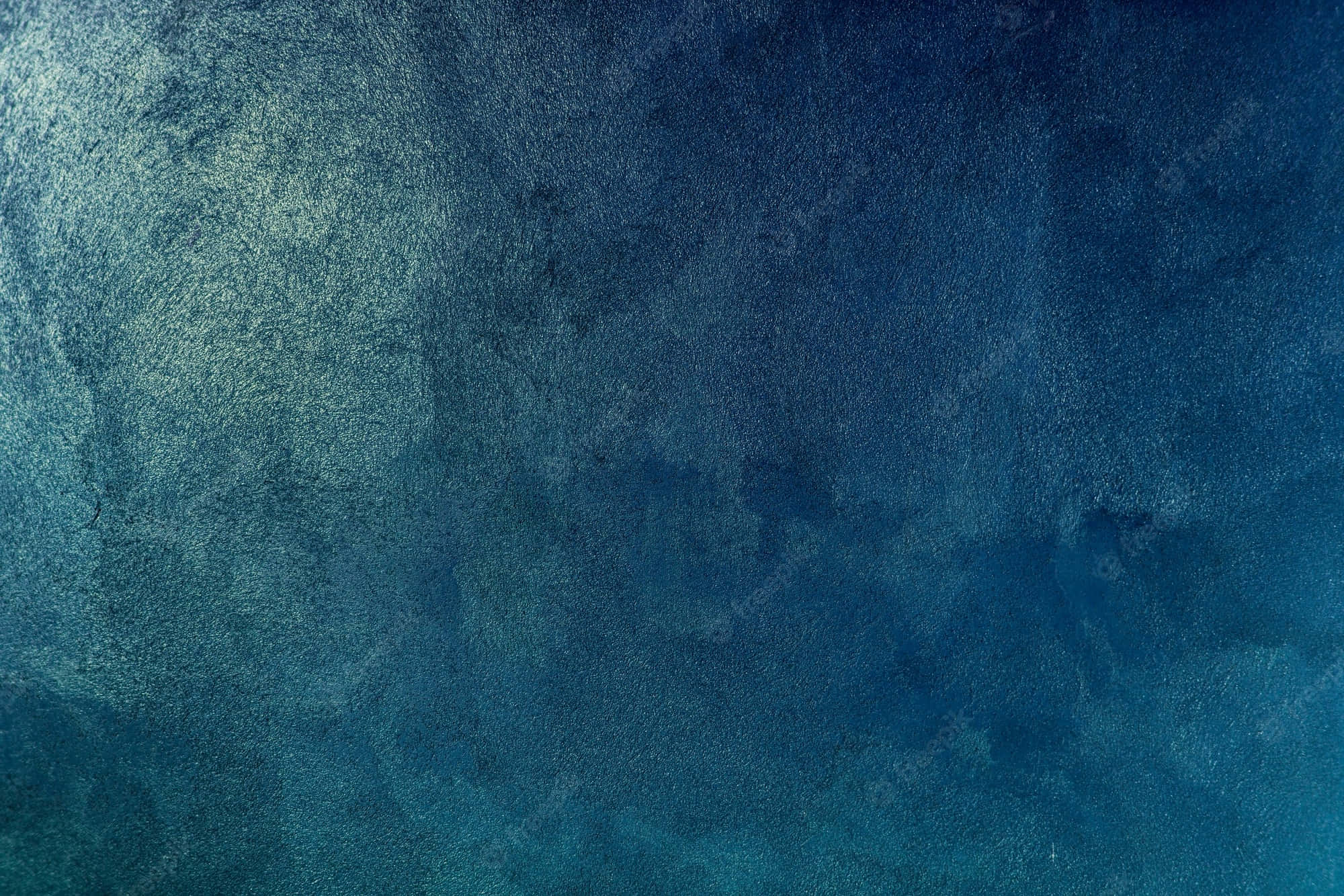 Background Design 桌布 壁紙 — 帶有深藍色和藍綠色漩渦紋理的抽象背景，類似拉絲金屬或老化油漆。