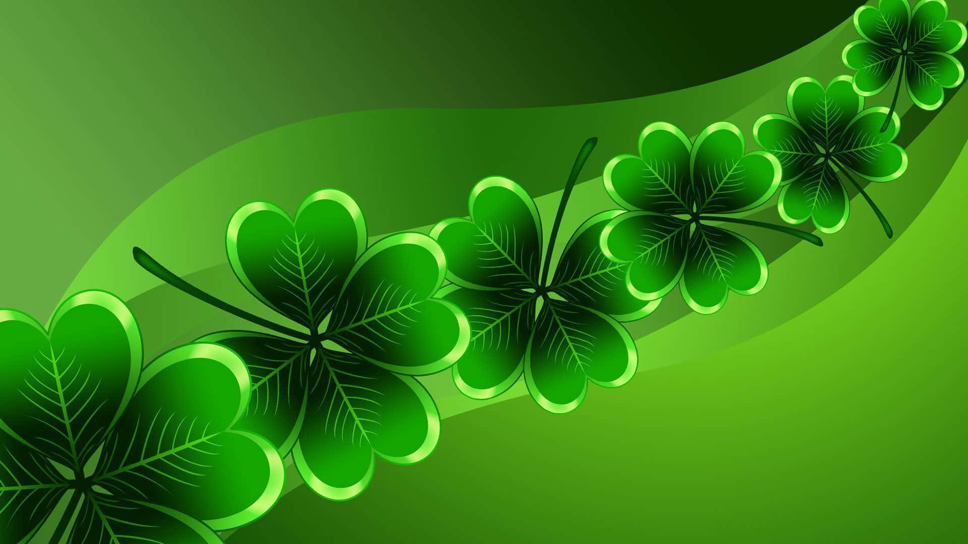 Saint Patricks Day 桌布 壁紙 — 帶有發光輪廓的鮮綠色四葉草沿著漸變綠色背景對角線彎曲。