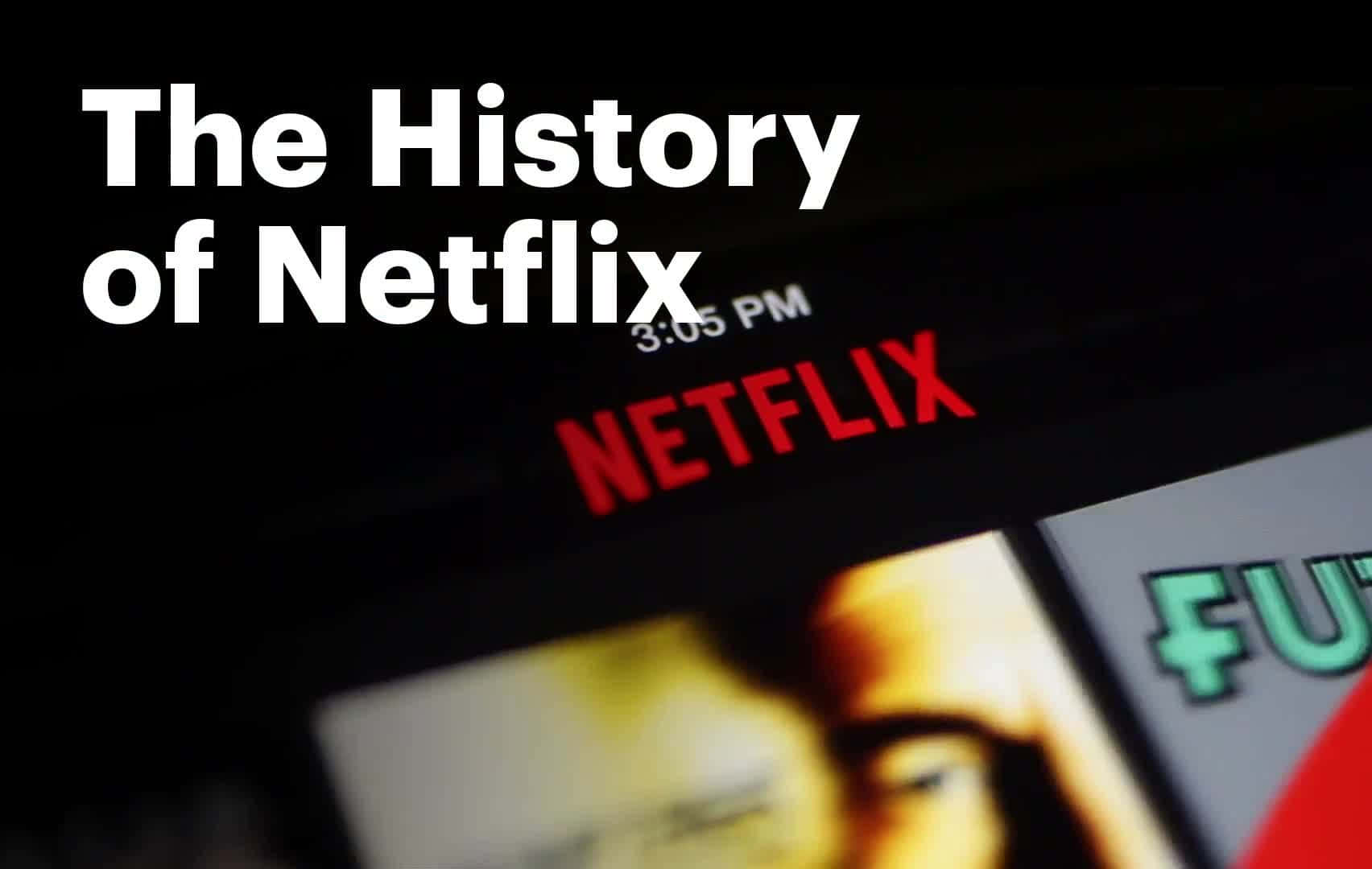Netflix 桌布 壁紙 — 平板電腦螢幕特寫，顯示Netflix介面，帶有粗體紅色標誌和標題文字疊加。